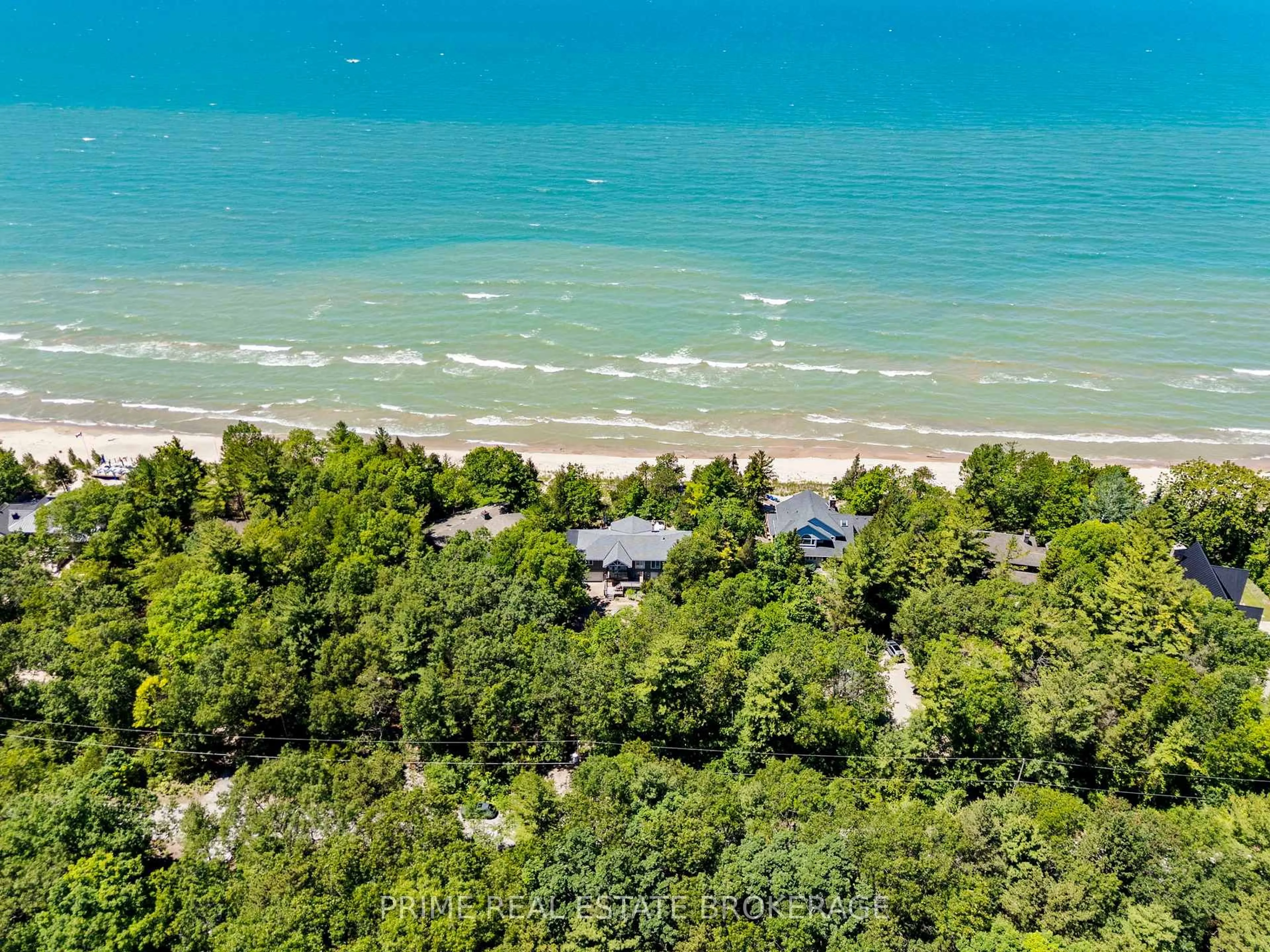 A pic from outside/outdoor area/front of a property/back of a property/a pic from drone, water/lake/river/ocean view for 9856 Huron Pl, Lambton Shores Ontario N0M 1T0
