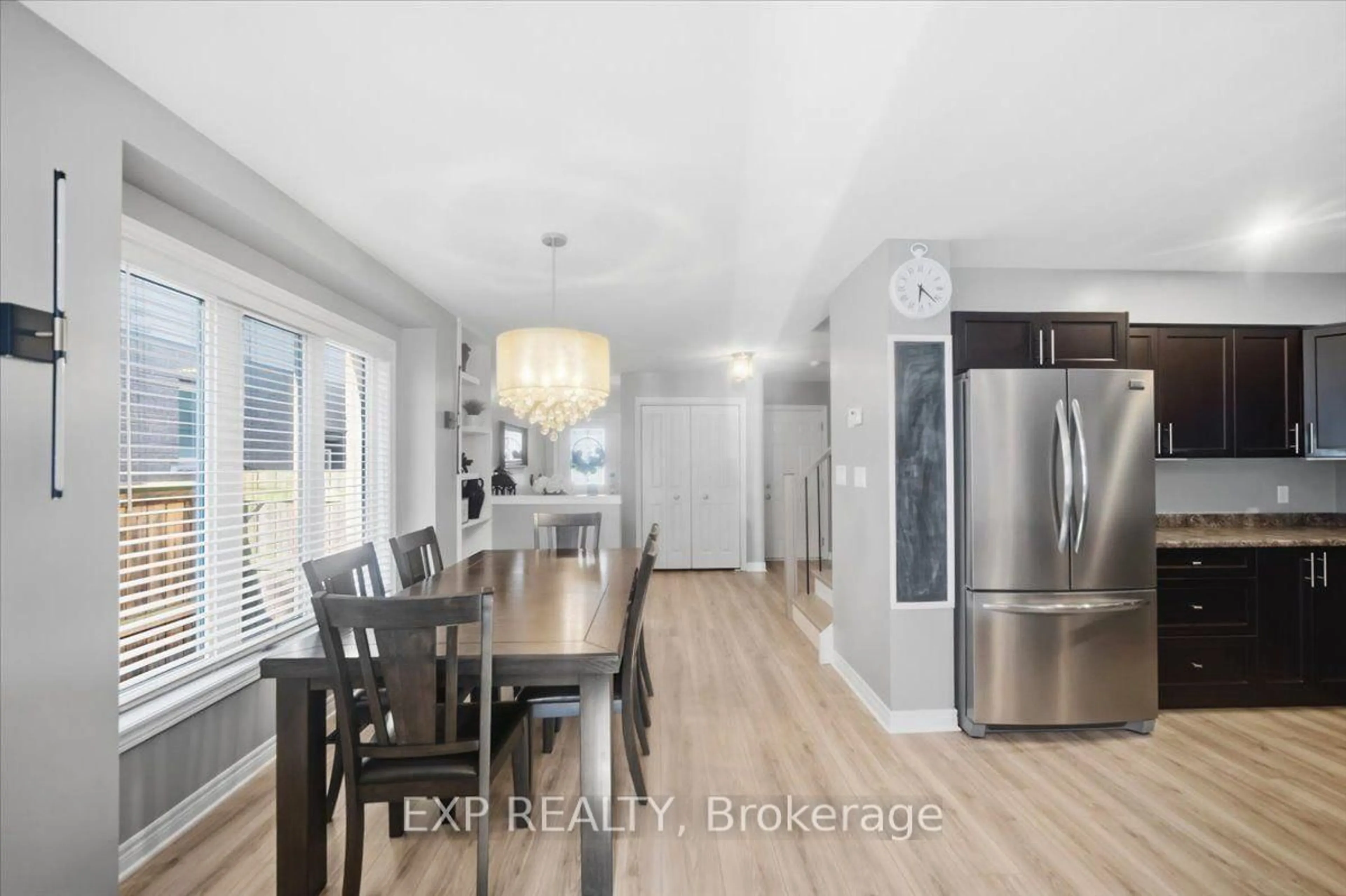 Open concept kitchen, unknown for 6063 Fausta Blvd, Niagara Falls Ontario L2H 0J1