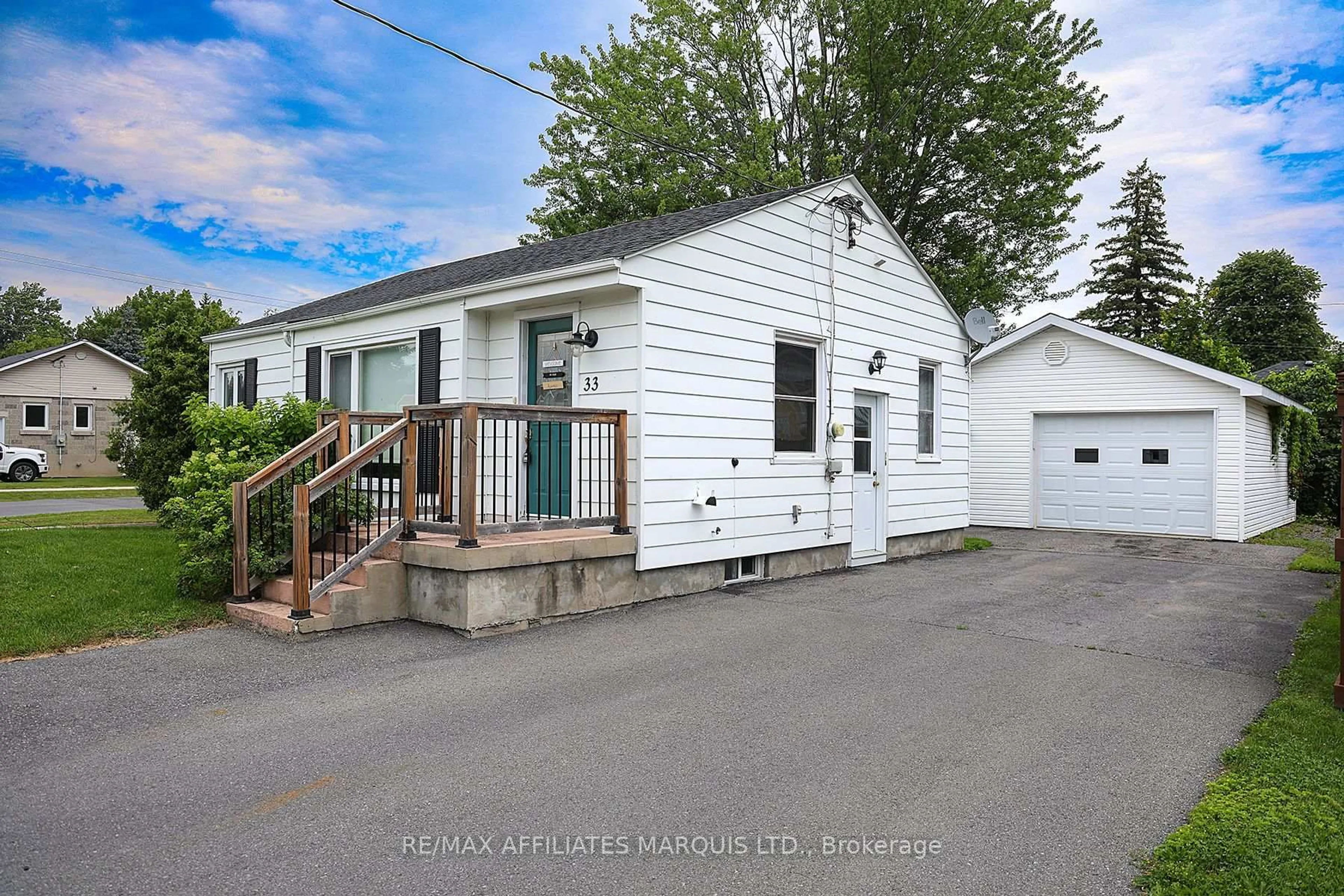 Unknown for 33 Ontario St, South Dundas Ontario K0C 1X0