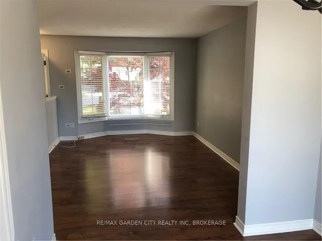 29 ST. HILDA'S Crt, St. Catharines 3