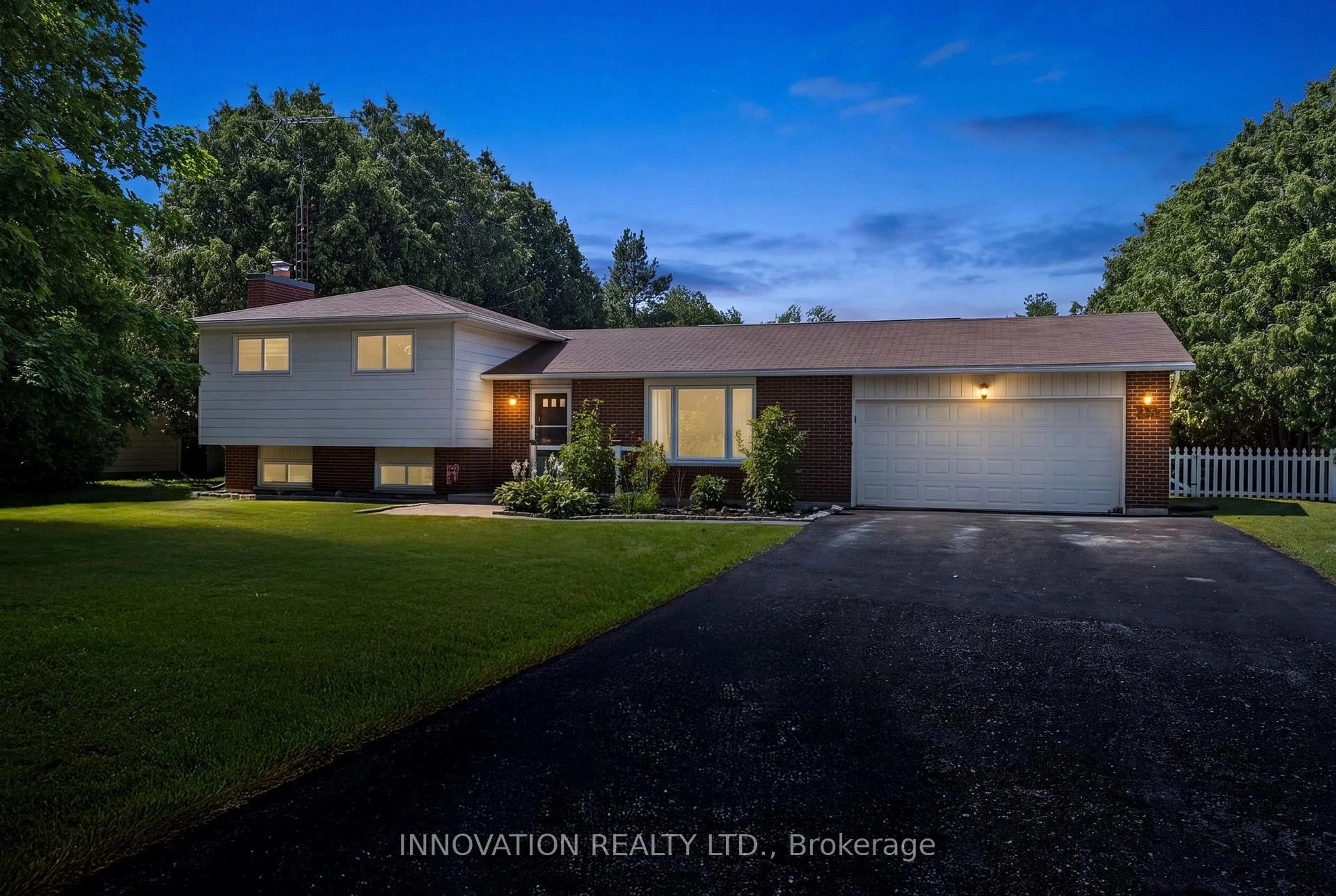 Home with vinyl exterior material, street for 658 Kitley 3 Line, Elizabethtown-Kitley Ontario K0G 1G0