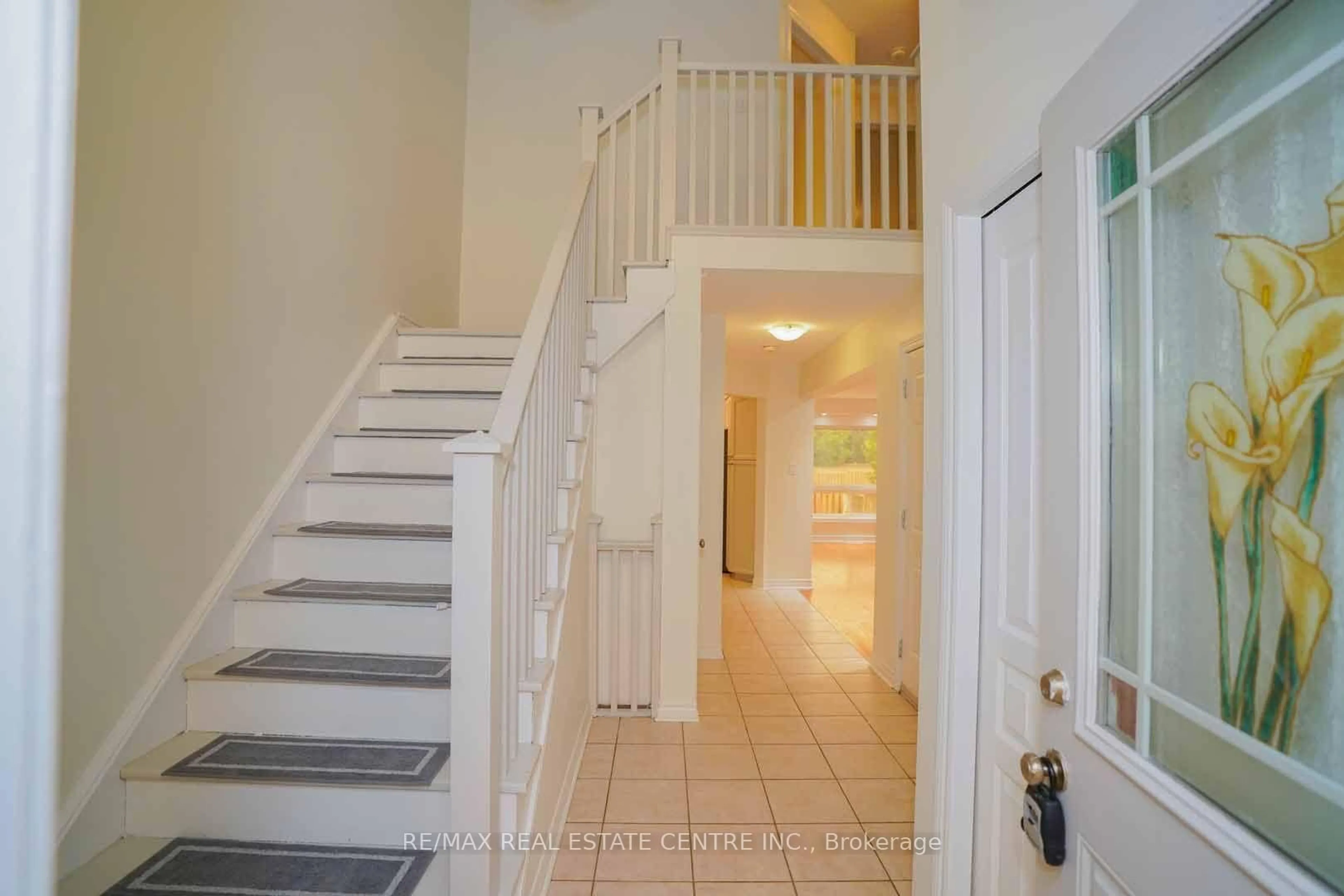 Unknown for 18 Heritage Dr, Guelph Ontario N1G 0B2