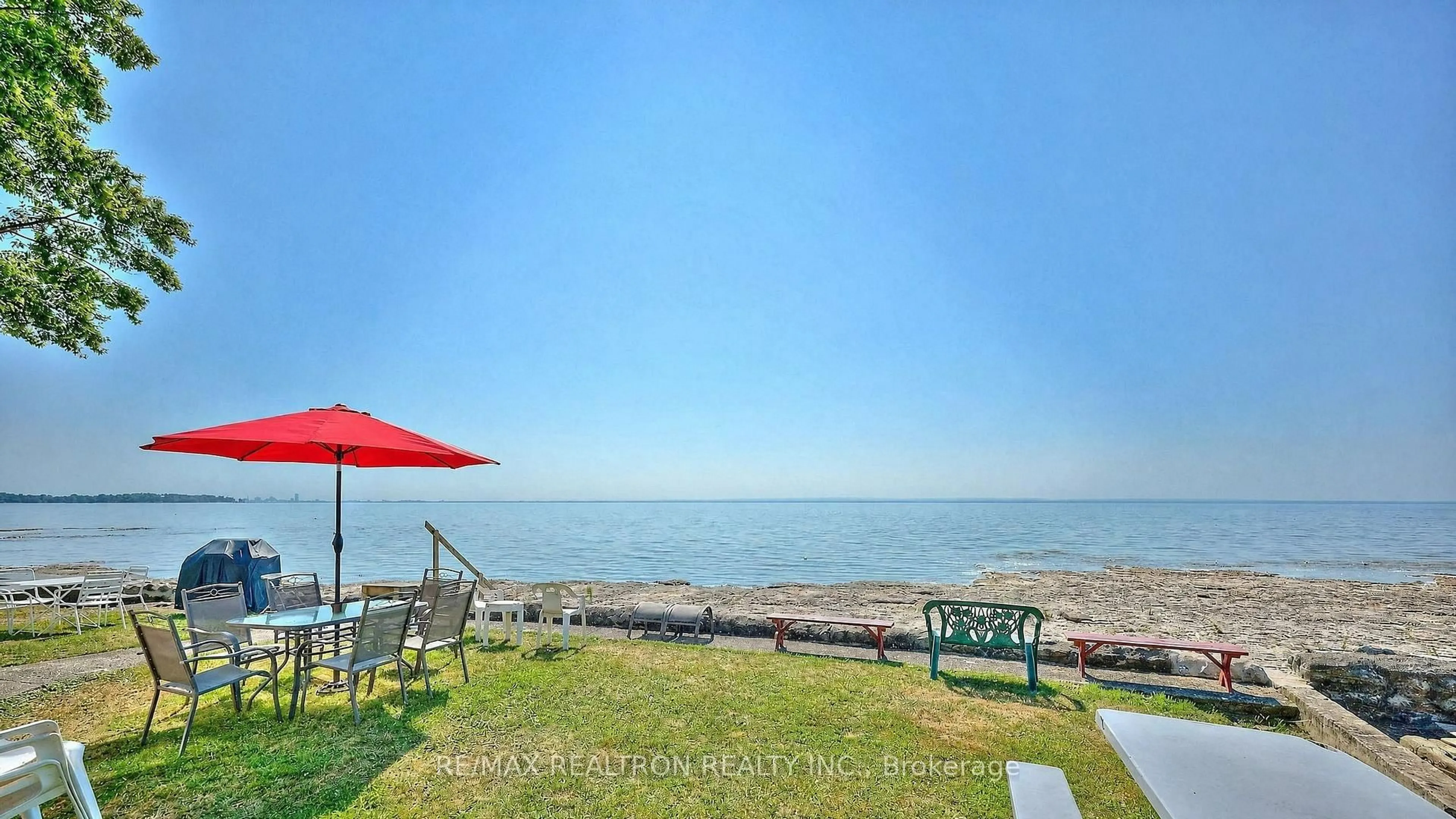 Patio, water/lake/river/ocean view for 192 Lincoln Rd, Fort Erie Ontario L0S 1B0