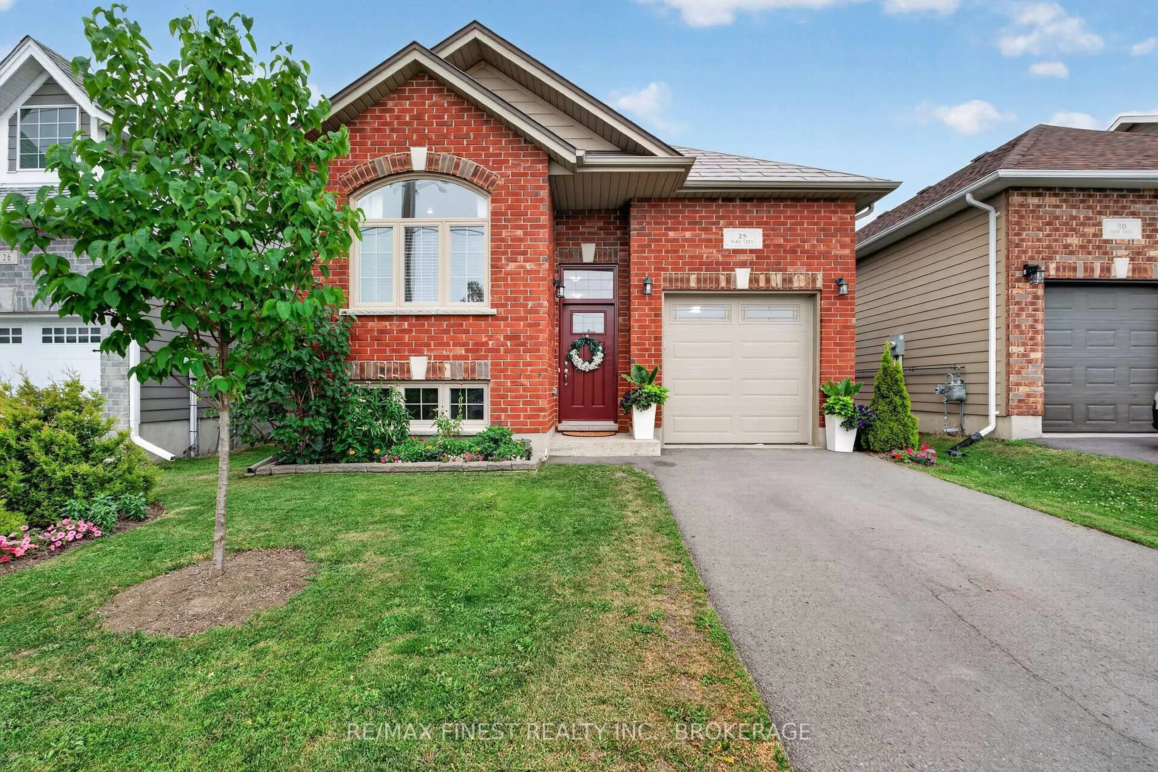 Home with brick exterior material, street for 28 Park Cres, Loyalist Ontario K7N 0C2