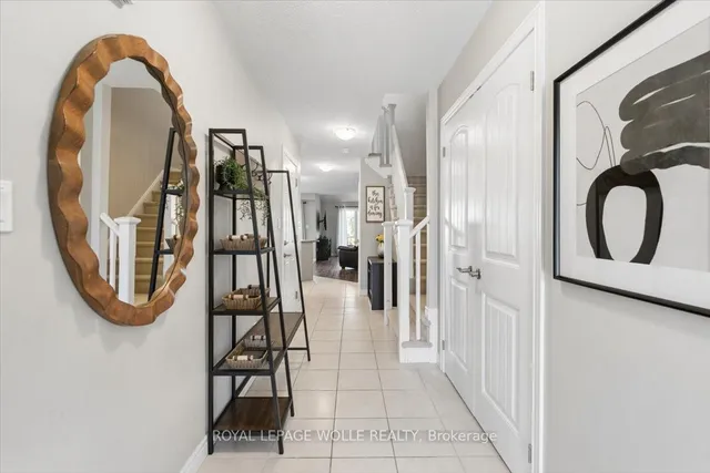 1453 Dunkirk Ave, Woodstock 5