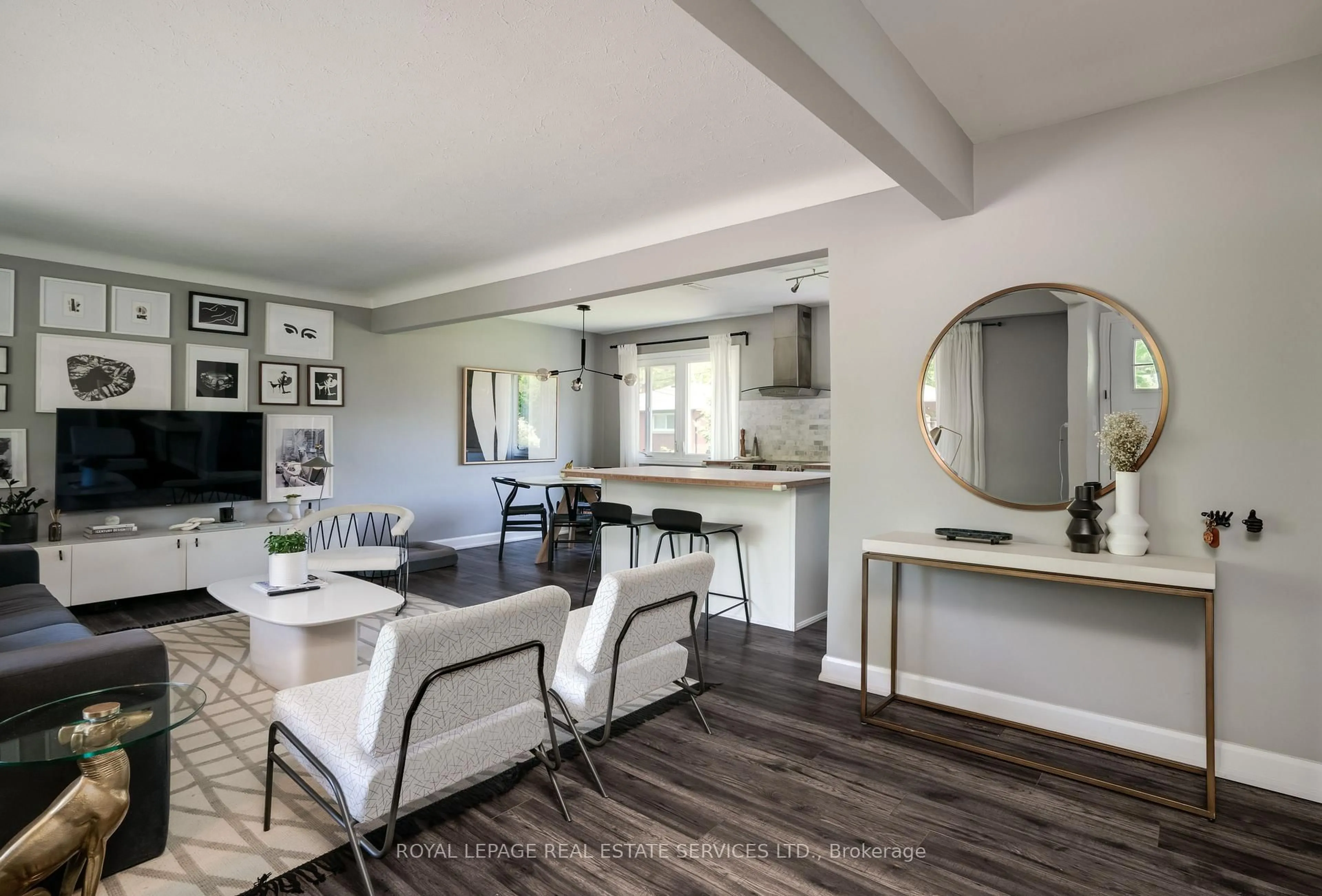 Open concept kitchen, unknown for 70 Rochelle Dr, St. Catharines Ontario L2M 2Y4