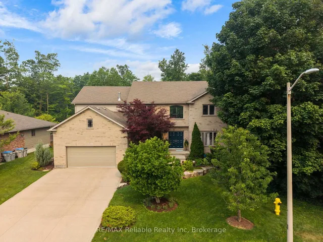77 West St, Huron East 2