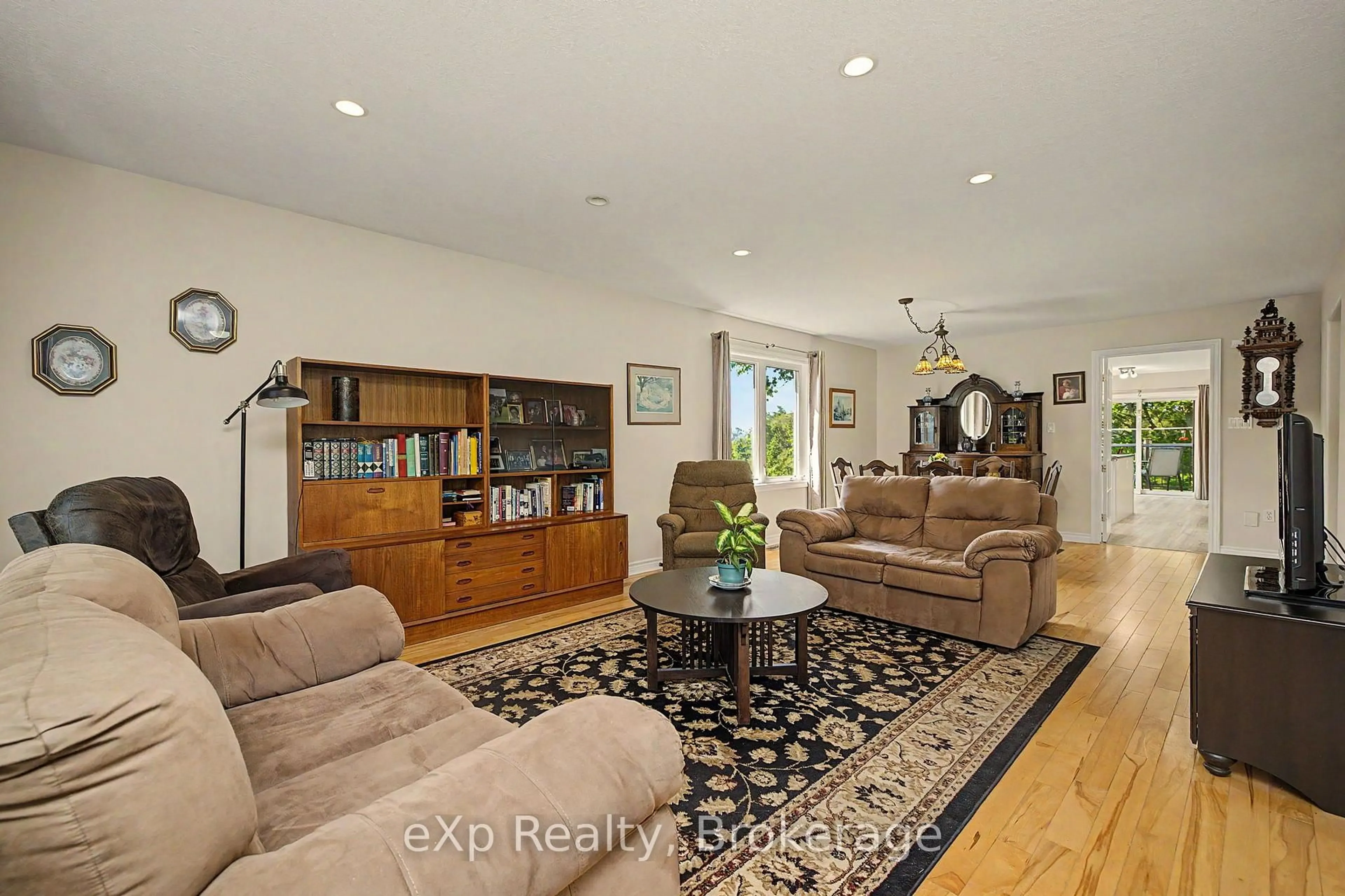Living room with furniture, unknown for 2 Mann Ave, Parry Sound Ontario P2A 2H3