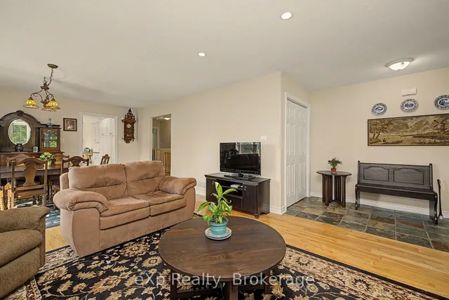 2 Mann Ave, Parry Sound 5