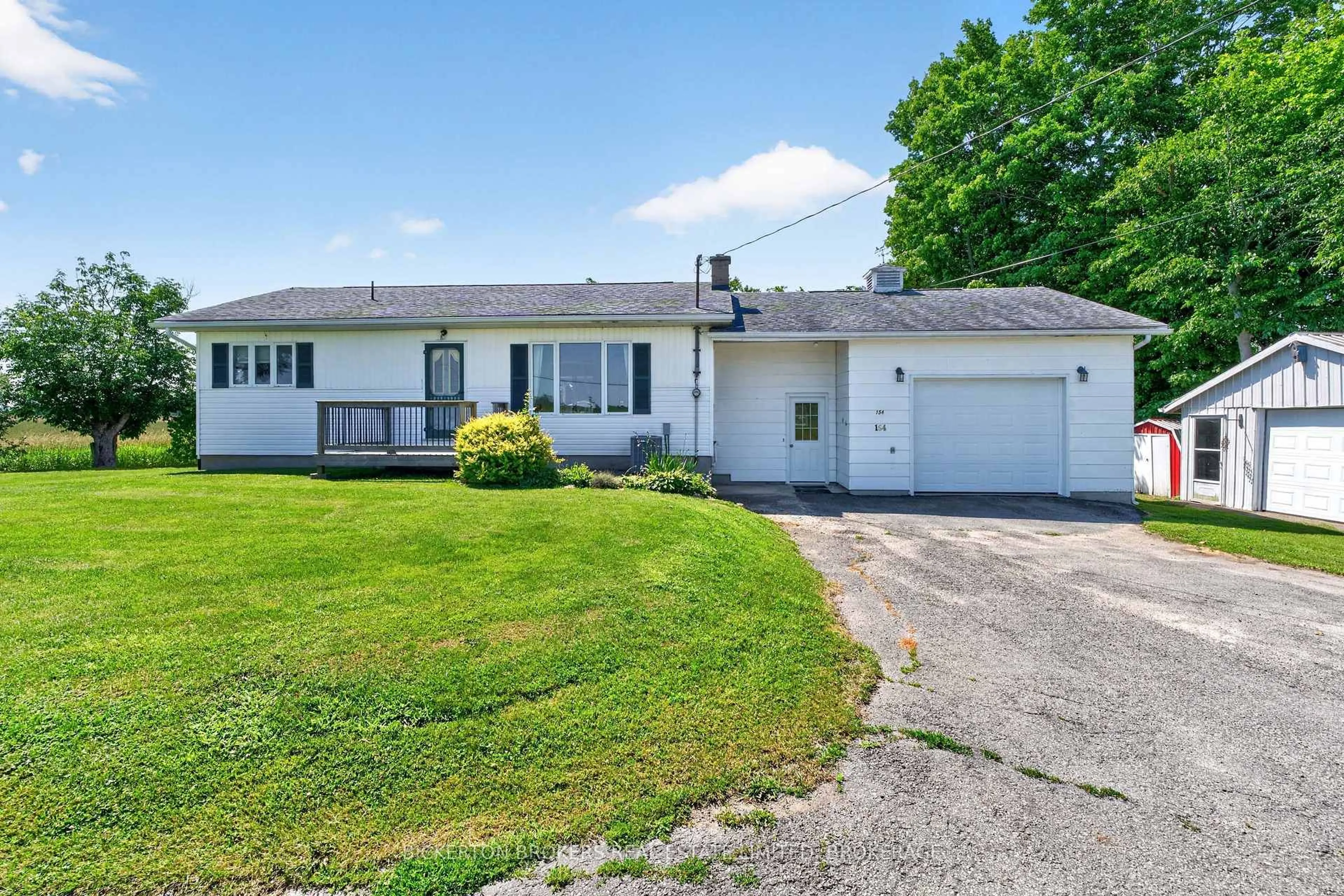 A pic from outside/outdoor area/front of a property/back of a property/a pic from drone, street for 154 Eden Grove Rd, Front of Leeds & Seeleys Bay Ontario K0E 1L0