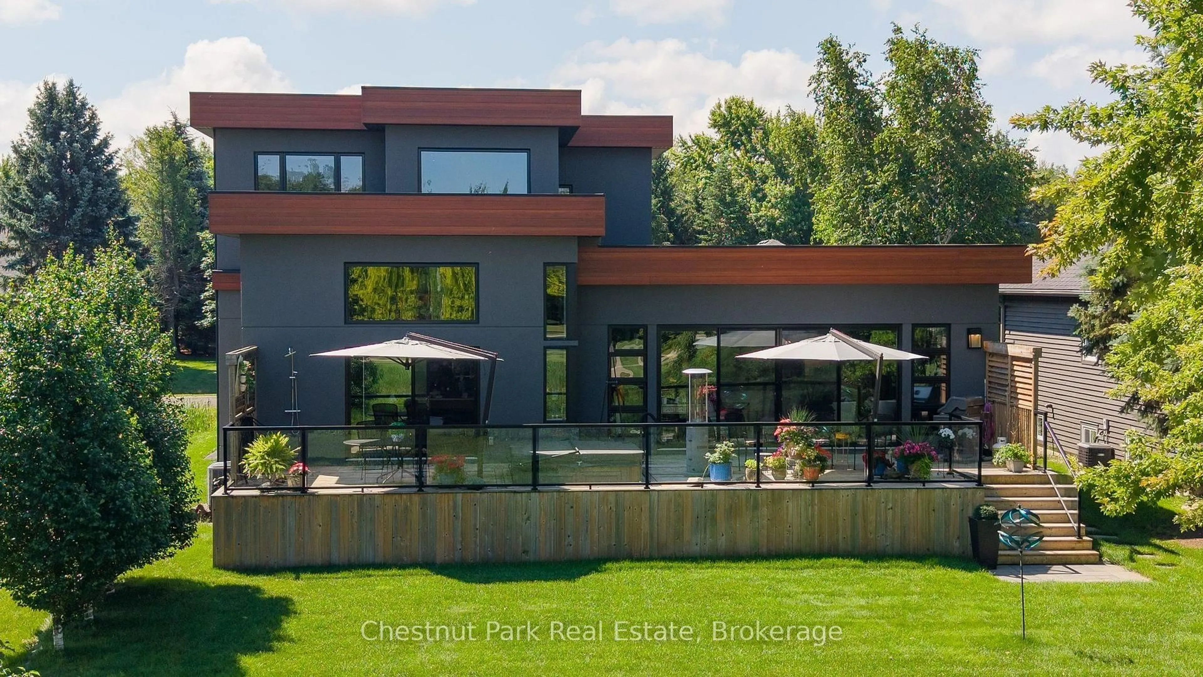 Patio, unknown for 131 Grand Cypress Lane, Blue Mountains Ontario L9Y 0K7