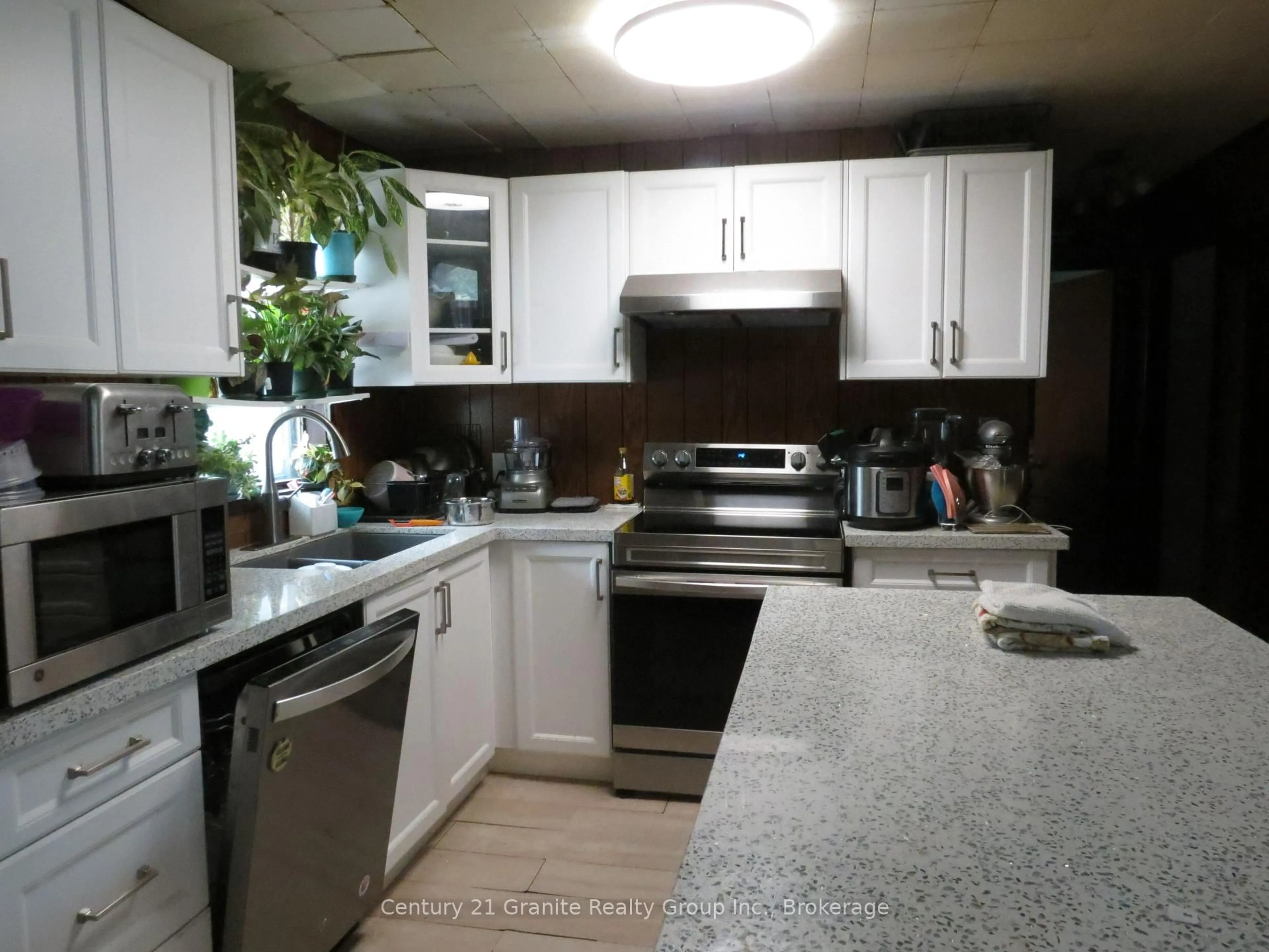 Unknown for 1060 Buttercup Dr, Highlands East Ontario K0L 3C0