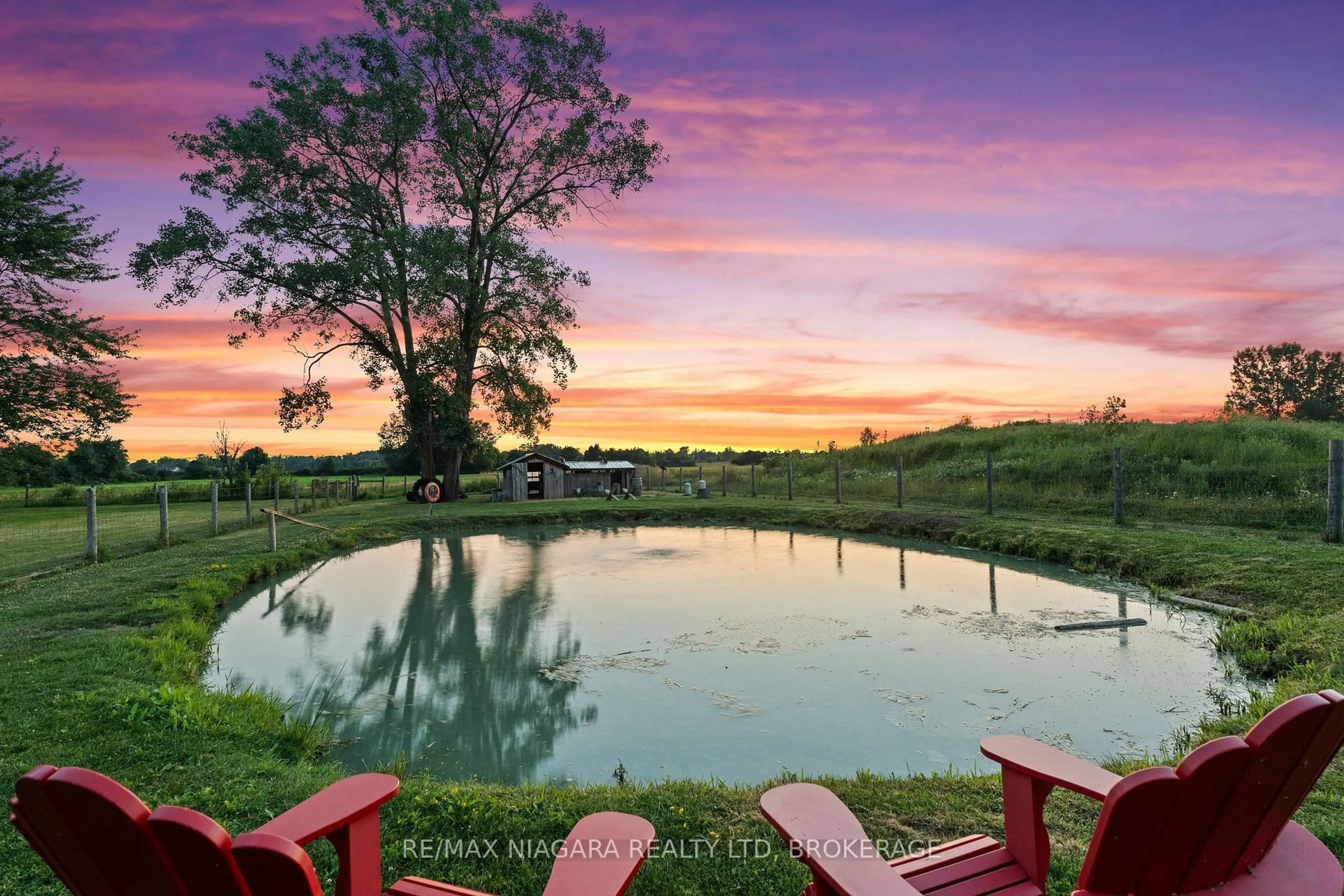 Pool for 1519 MERRITTVILLE, Thorold Ontario L3B 5N5