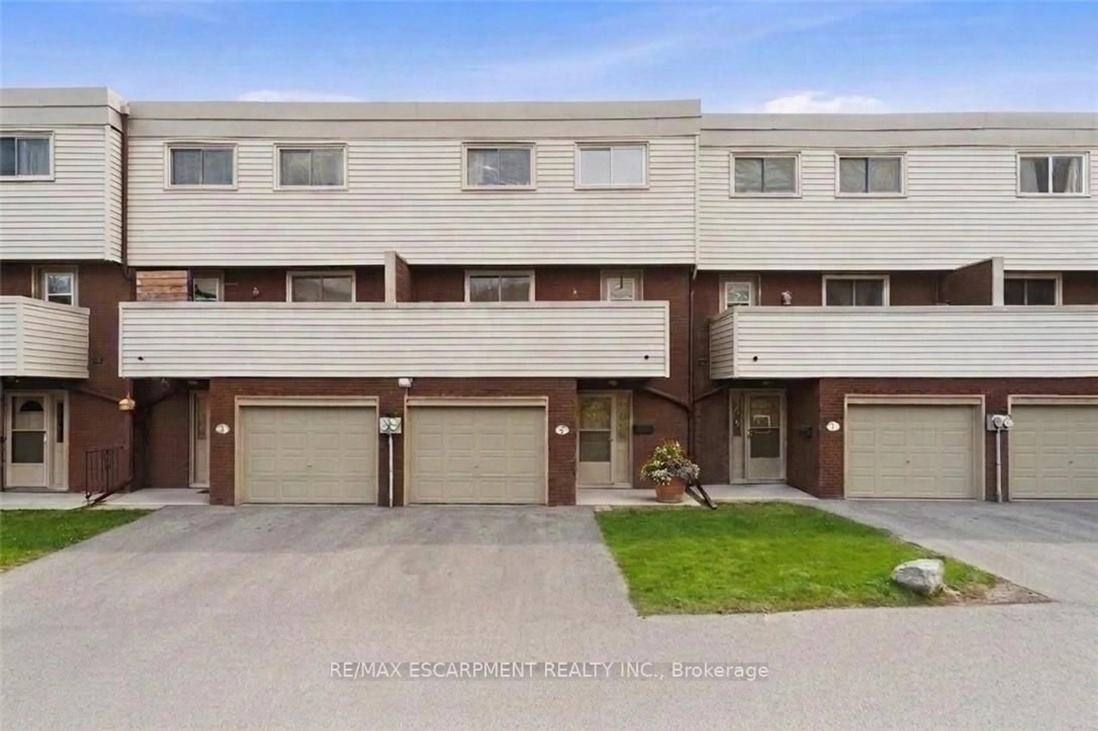 Unknown for 23 WATSONS Lane #6, Hamilton Ontario L9H 5G9