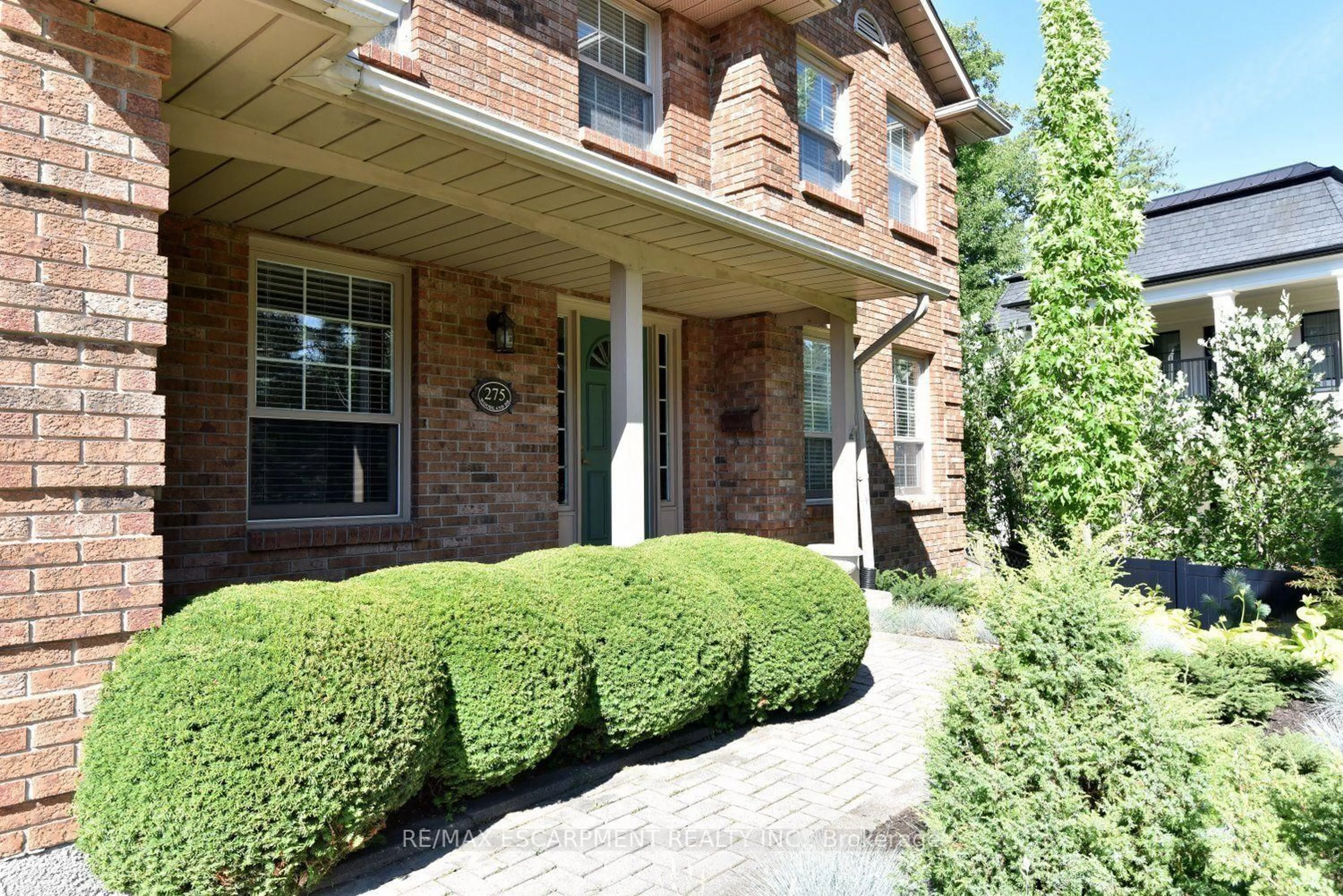 Home with brick exterior material, street for 275 Woodland Dr, Hamilton Ontario L9G 3Z9