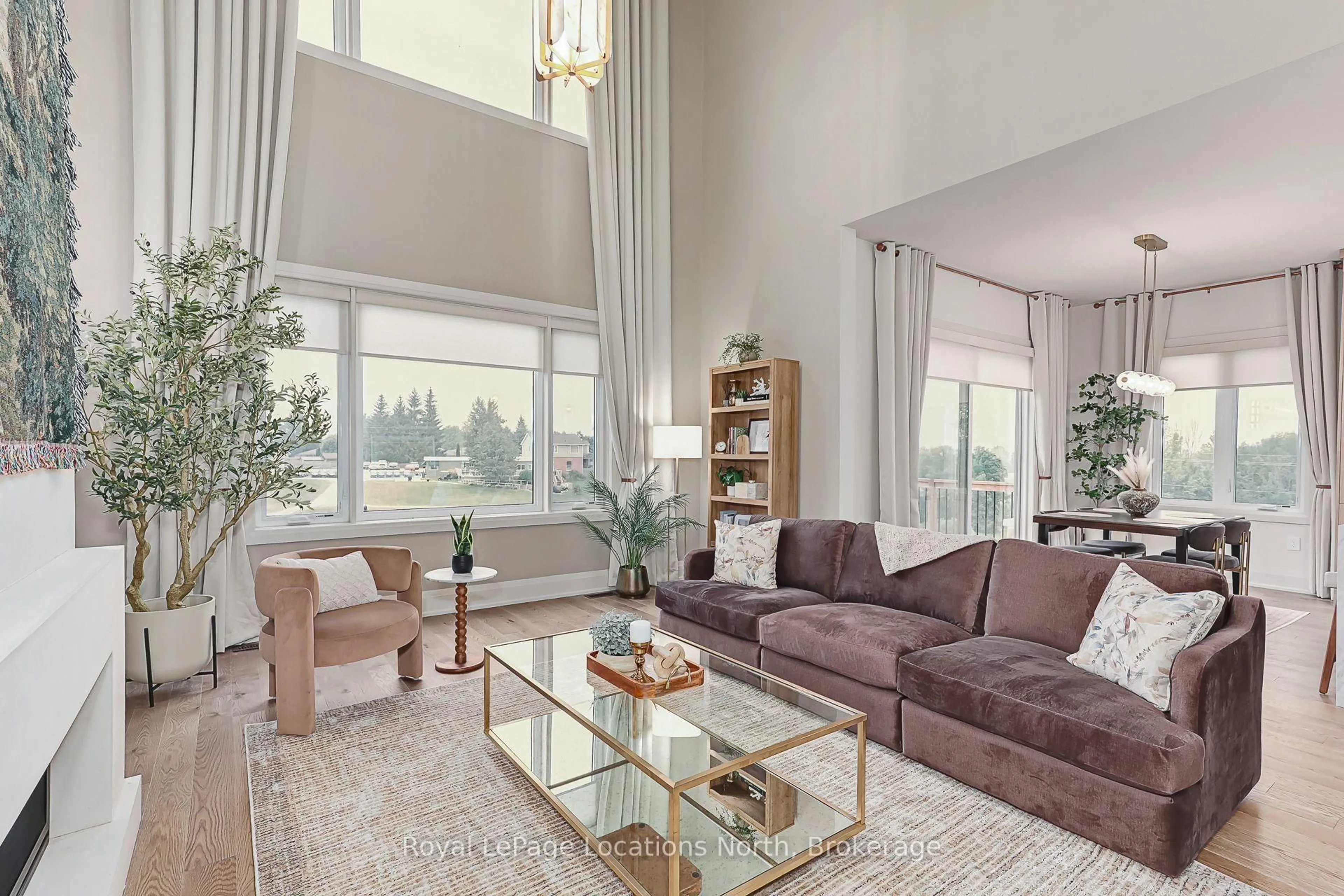 Living room with furniture, unknown for 1 Hilton Lane, Meaford Ontario N4L 1L8