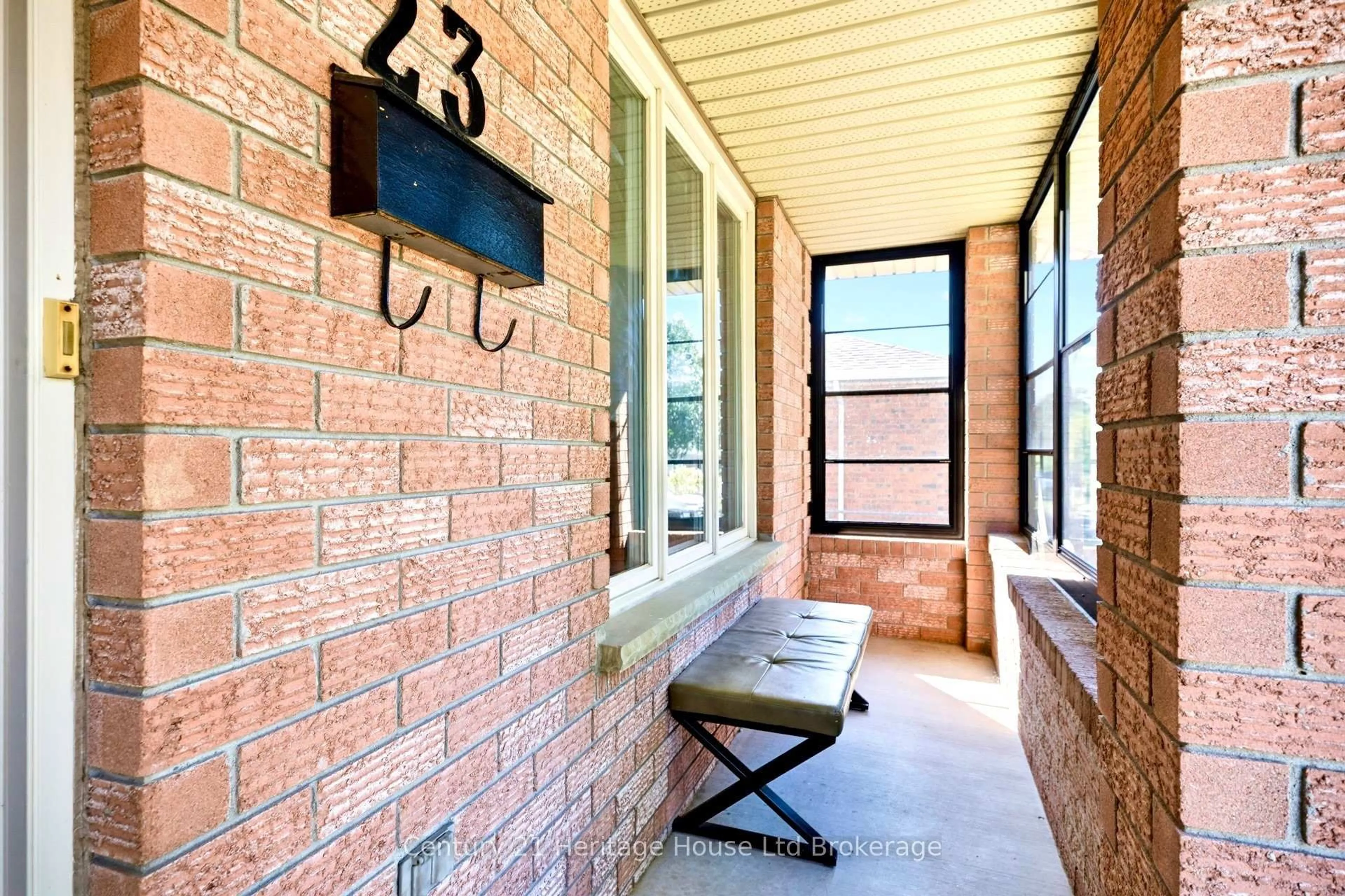 Unknown for 23 Josselyn Dr, London South Ontario N6E 3S6