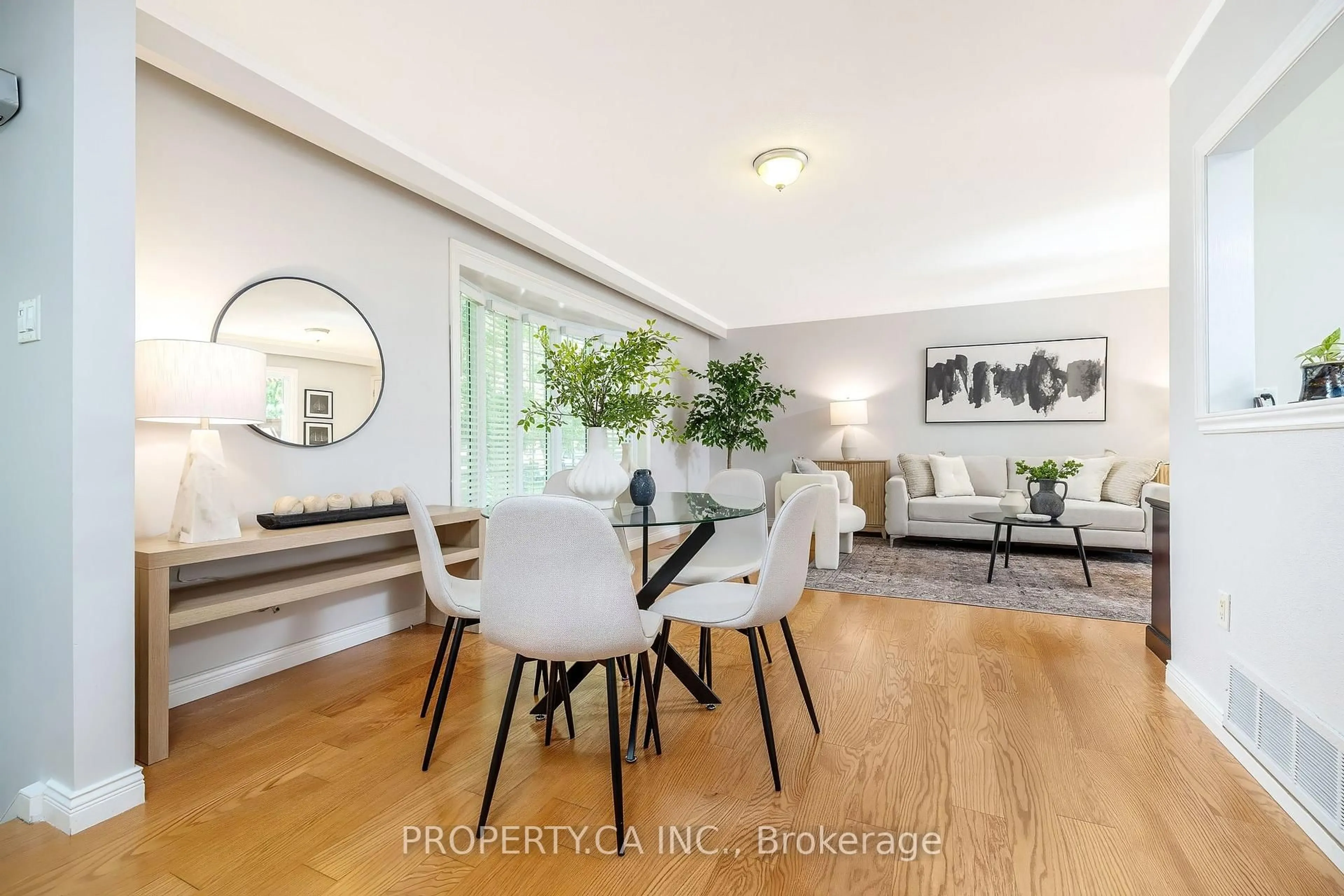 Dining room, unknown for 30 Golden Rd, Mono Ontario L9W 6X8