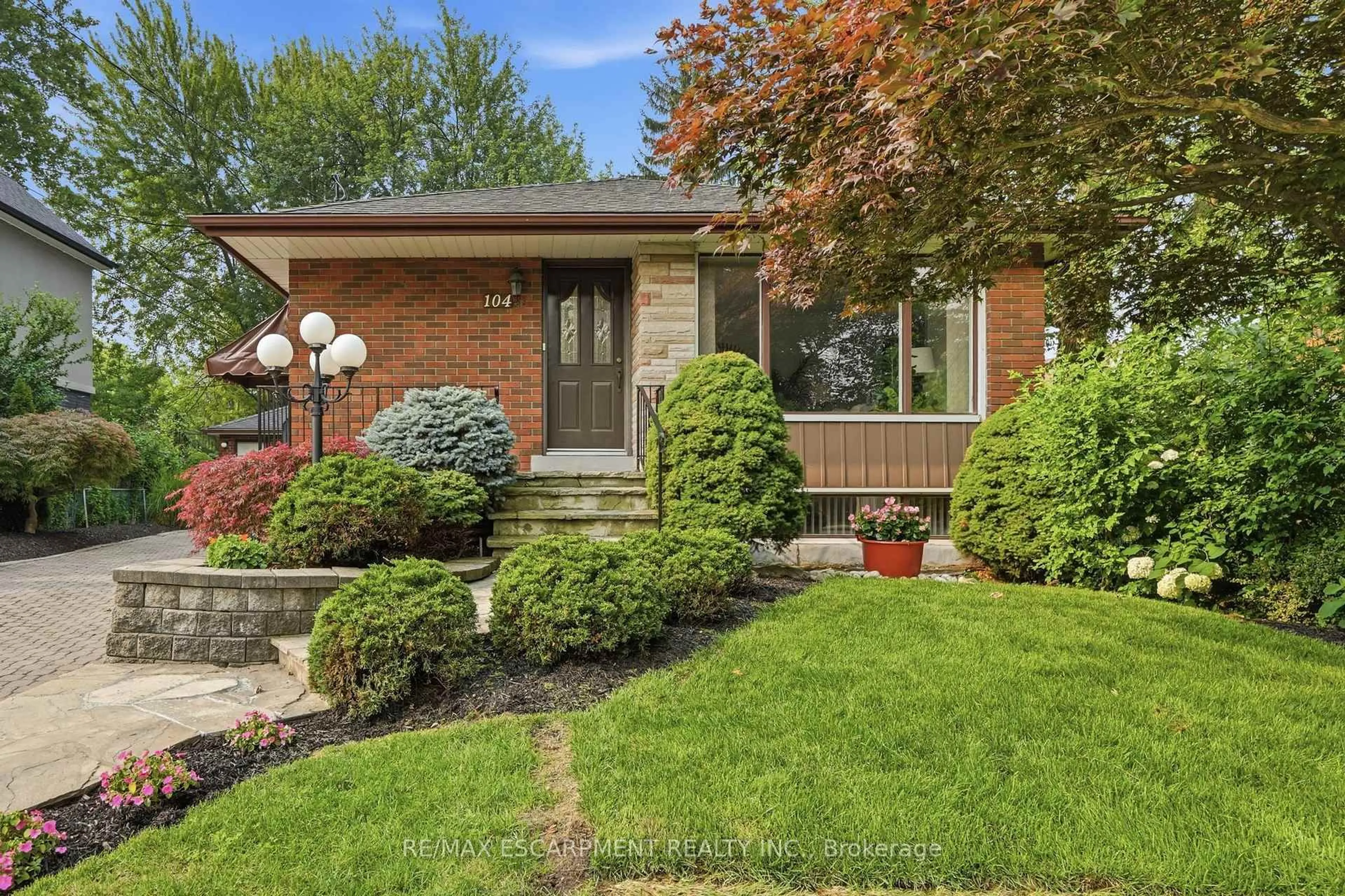 Home with brick exterior material, street for 104 Dallas Ave, Hamilton Ontario L8V 2E9