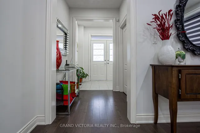 327 Humphrey St, Hamilton 5
