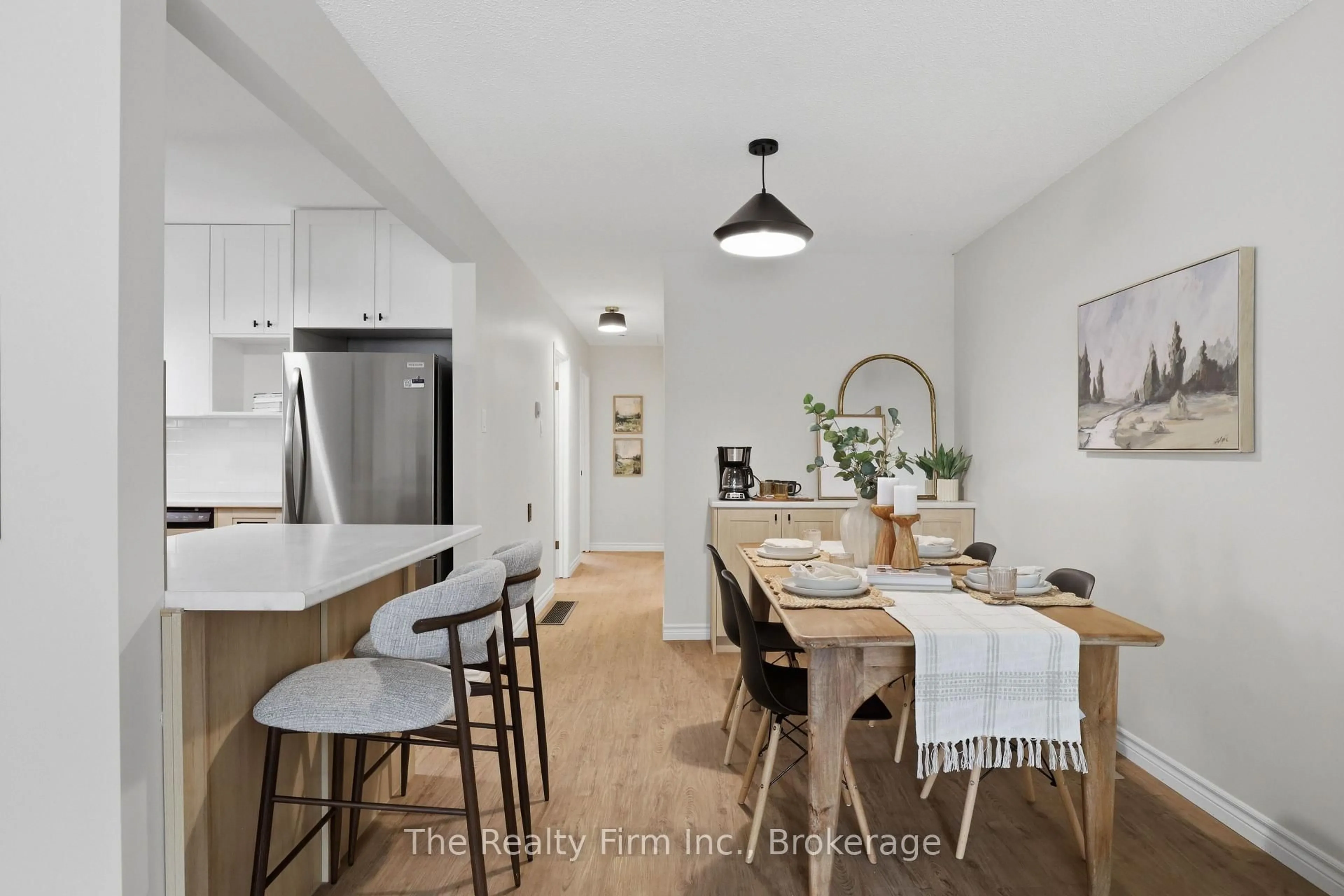 Open concept kitchen, unknown for 1143 Whealan Rd, Woodstock Ontario N4S 8E6