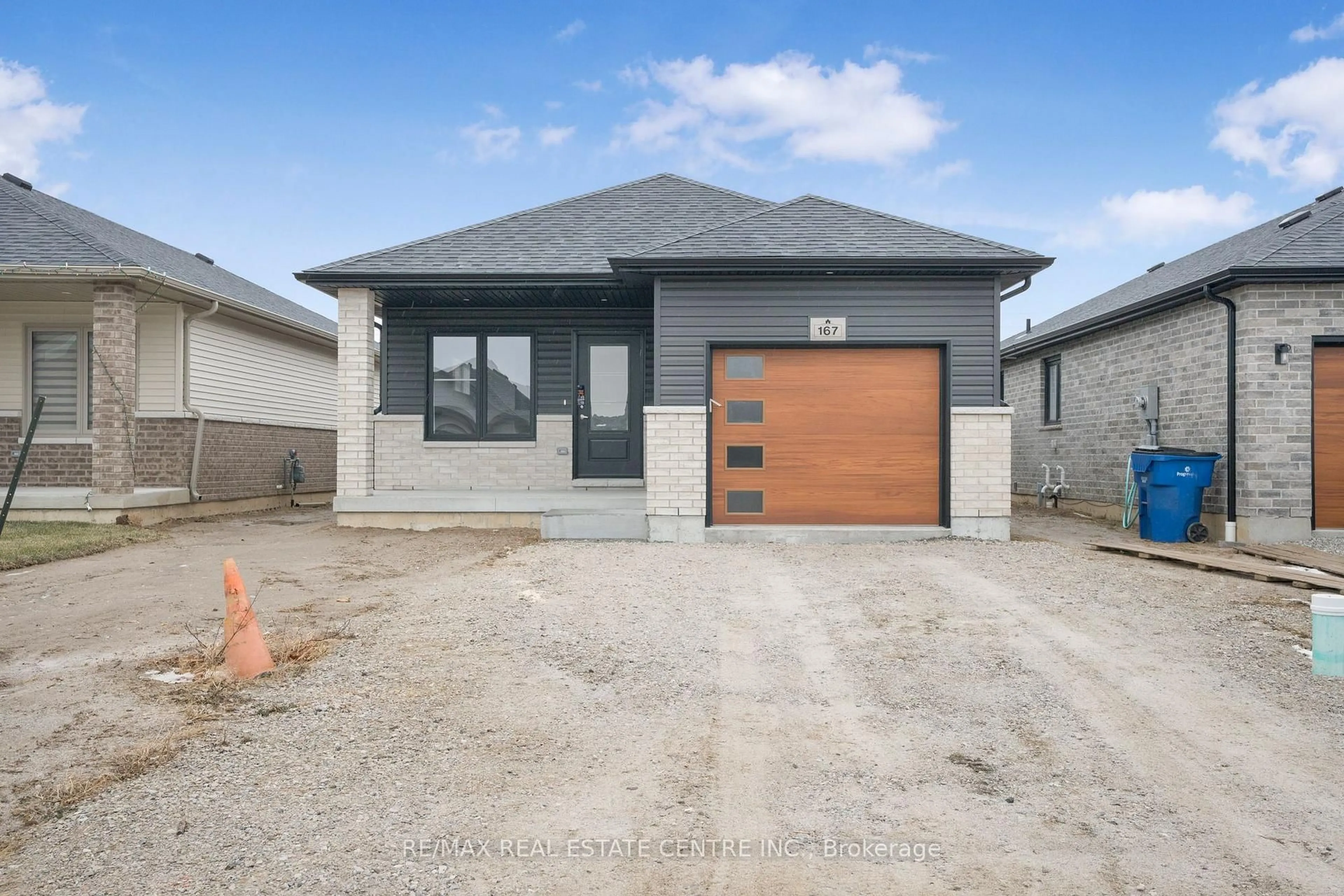 Home with brick exterior material, street for 167 Ironwood Tr, Chatham-Kent Ontario N7M 0T3