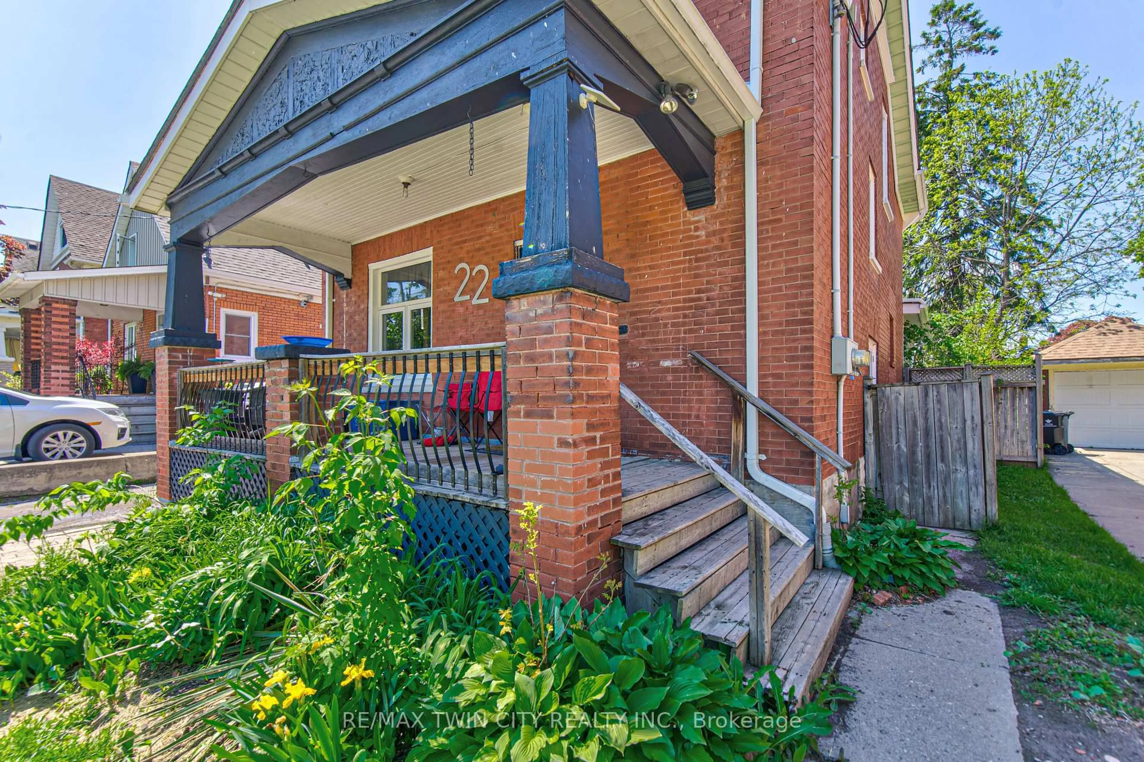 Patio, street for 22 Herlan Ave, Kitchener Ontario N2G 4K3
