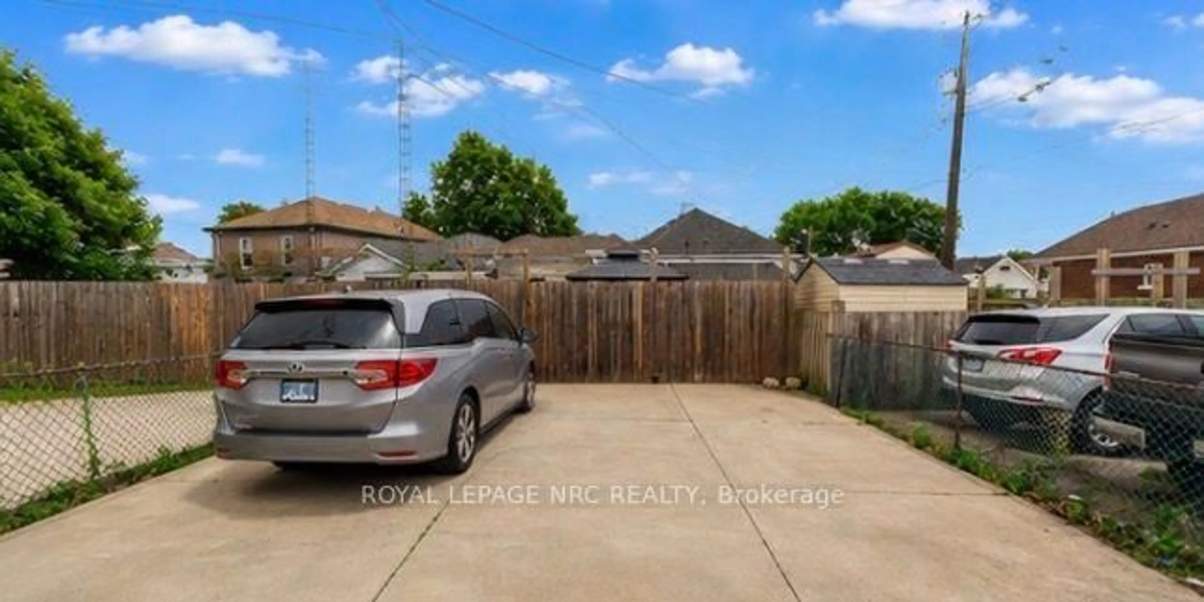Unknown for 237 PALING Ave, Hamilton Ontario L8H 5J8