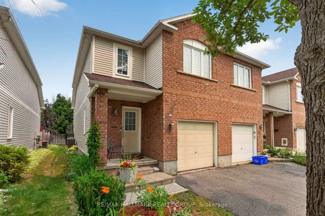63 Palmadeo Dr, Ottawa 2