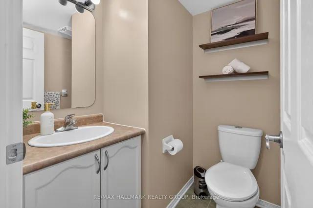 63 Palmadeo Dr, Ottawa 5