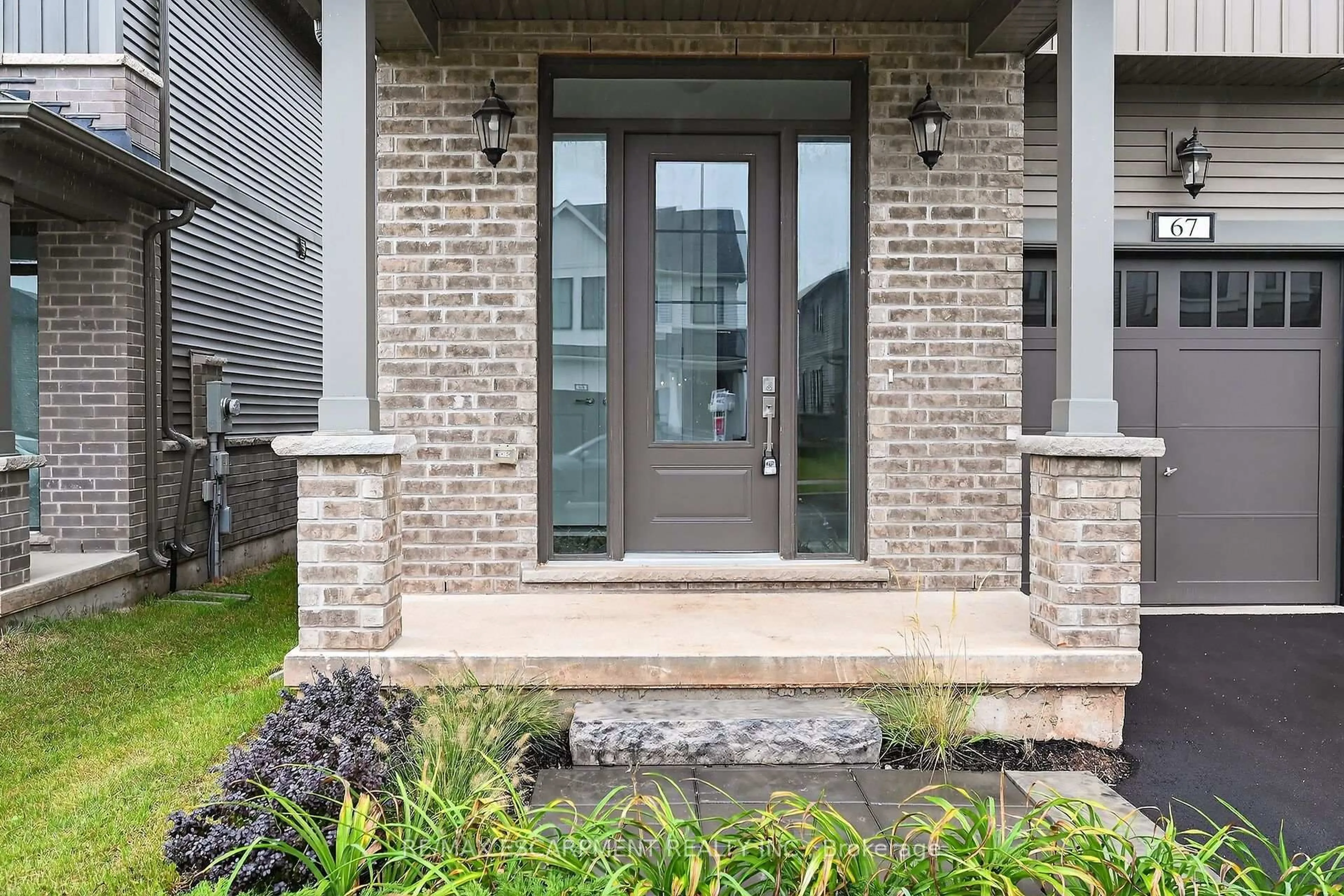 Unknown for 67 Starfire Cres, Hamilton Ontario L8E 0K8