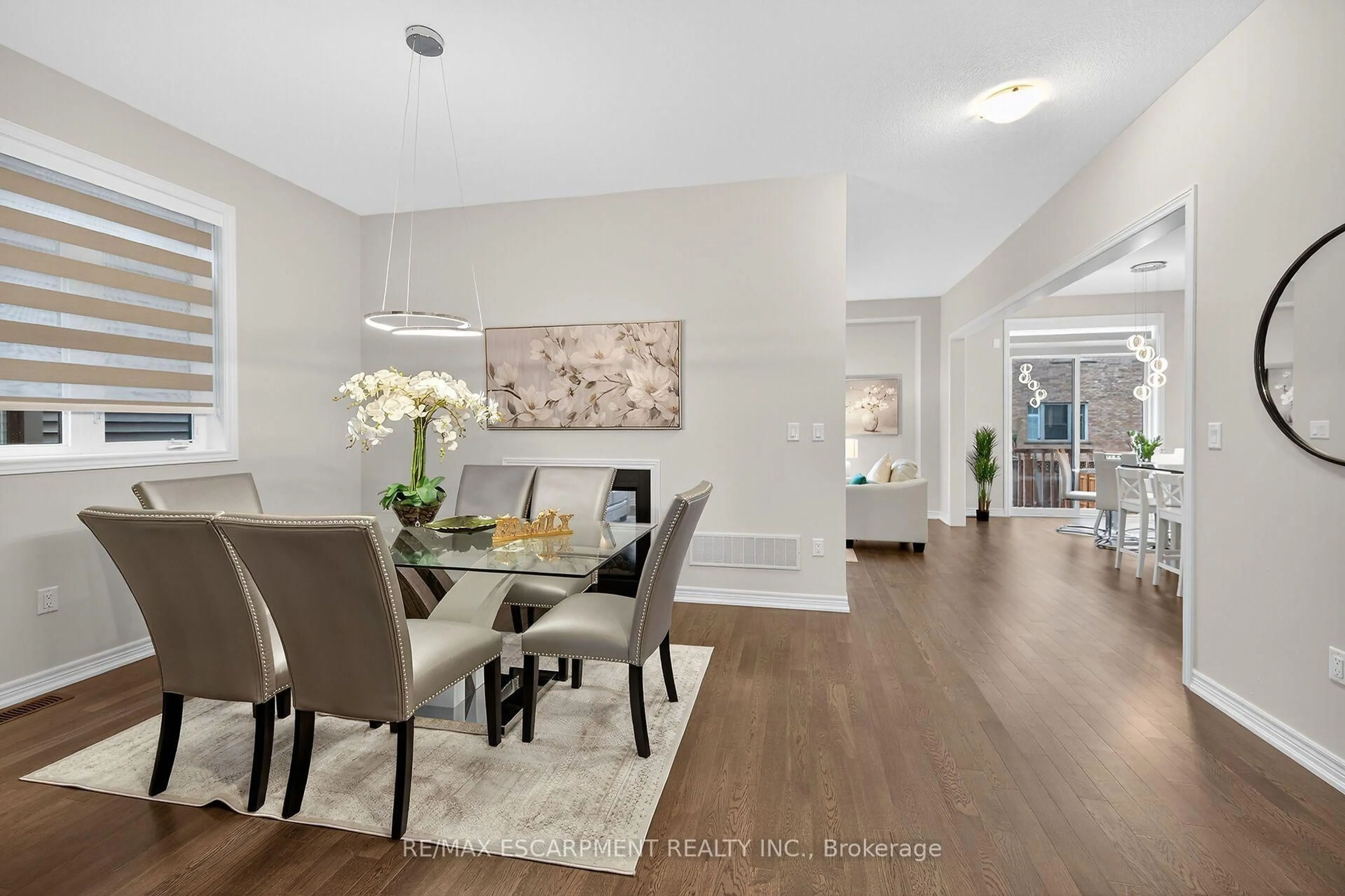 Dining room, unknown for 67 Starfire Cres, Hamilton Ontario L8E 0K8