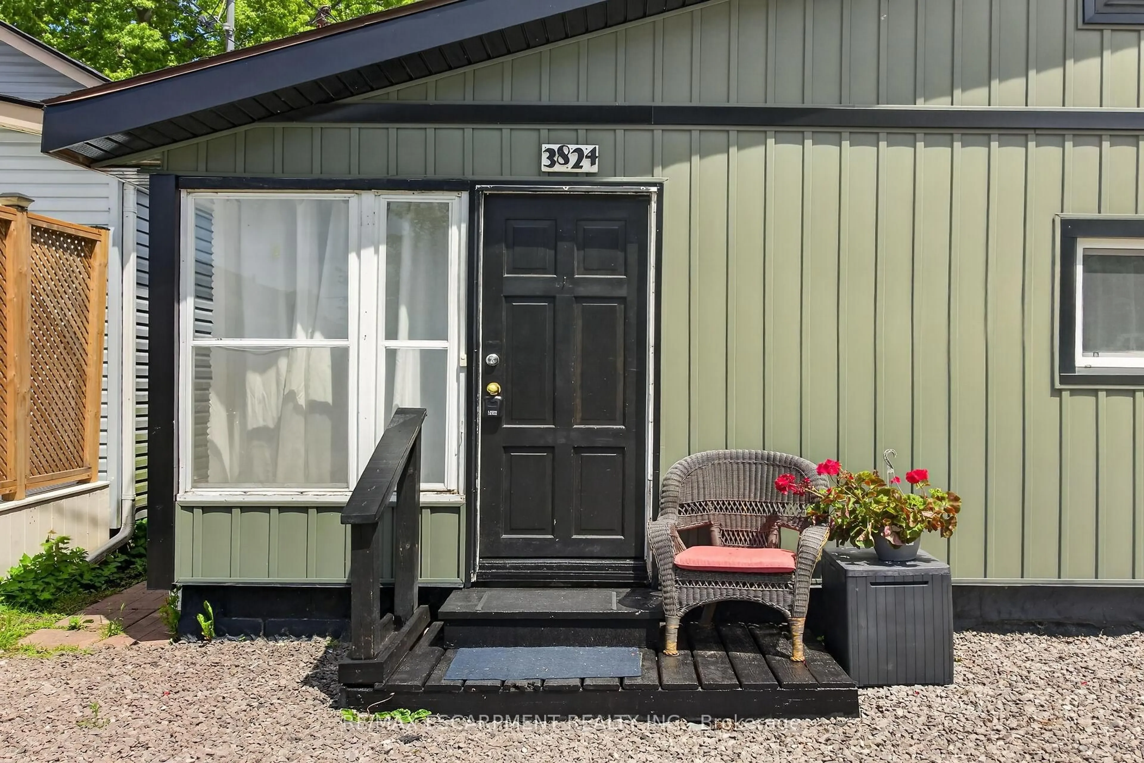 Unknown for 3824 Roxborough Ave, Fort Erie Ontario L0S 1B0