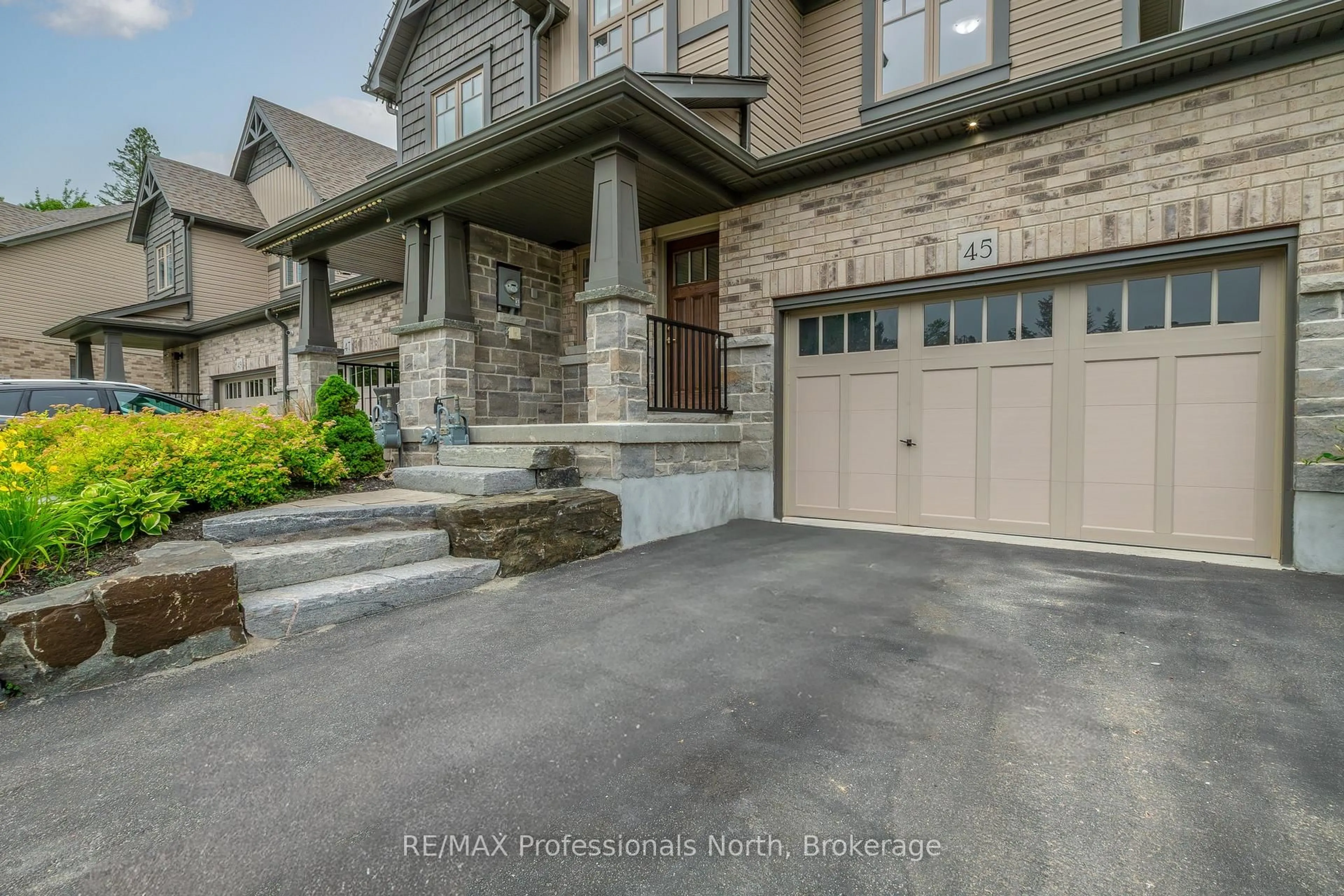 Unknown for 45 Kelsey Madison Crt, Huntsville Ontario P1H 0E2