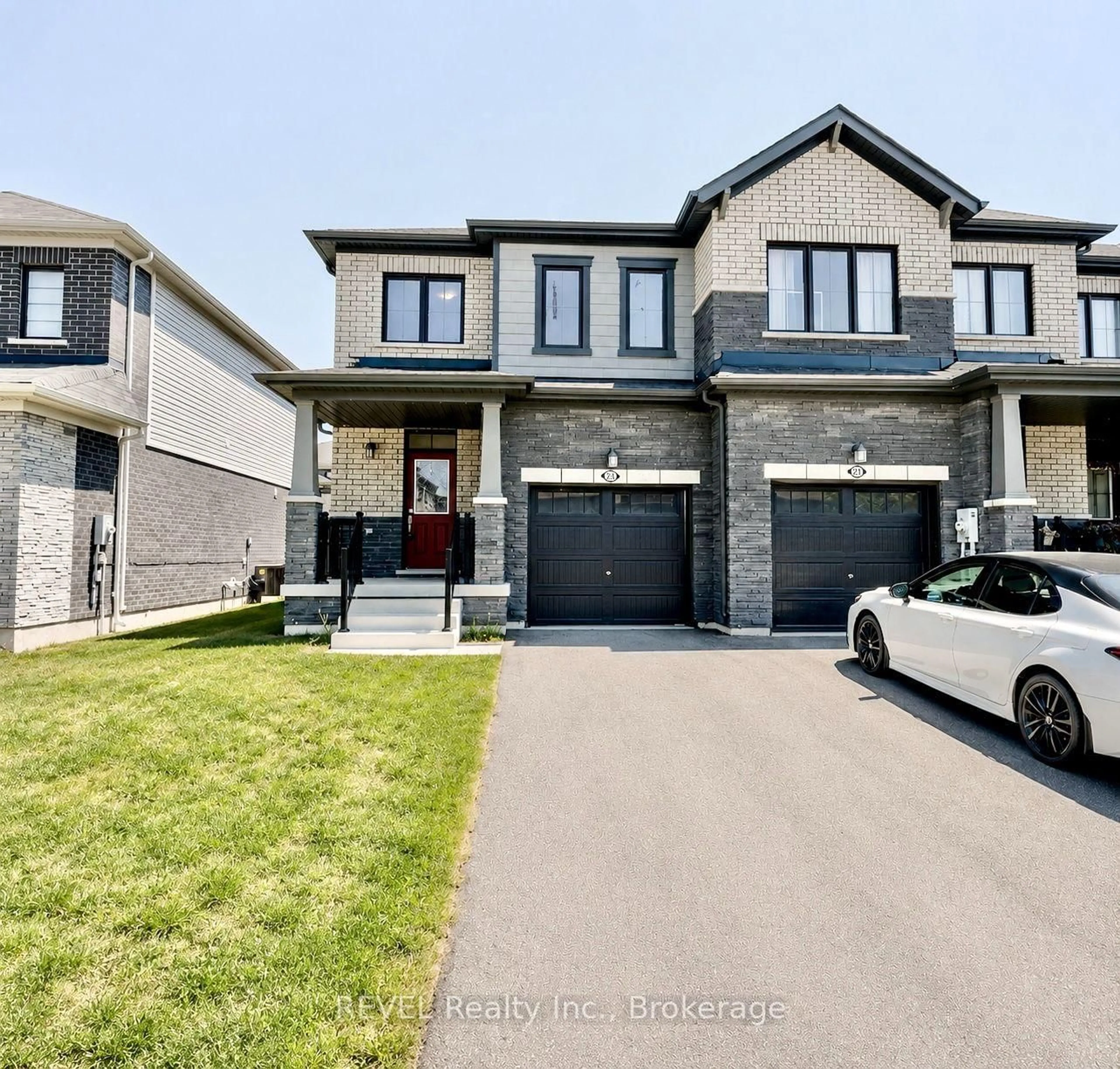 Home with brick exterior material, street for 20 Ever Sweet Way, Thorold Ontario L2V 0L1