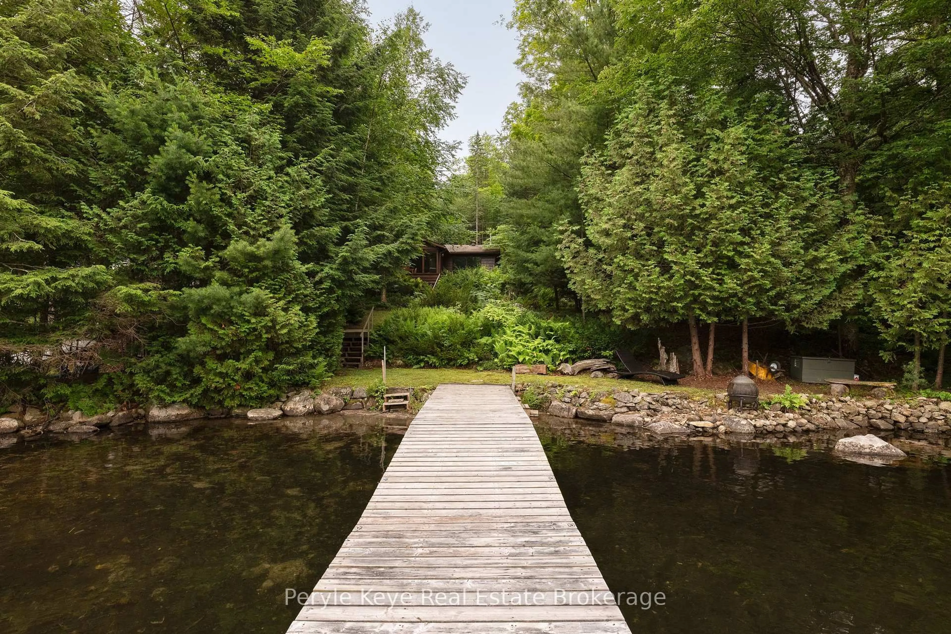 Unknown for 1057 H R S Rd, Bracebridge Ontario P1L 1X1