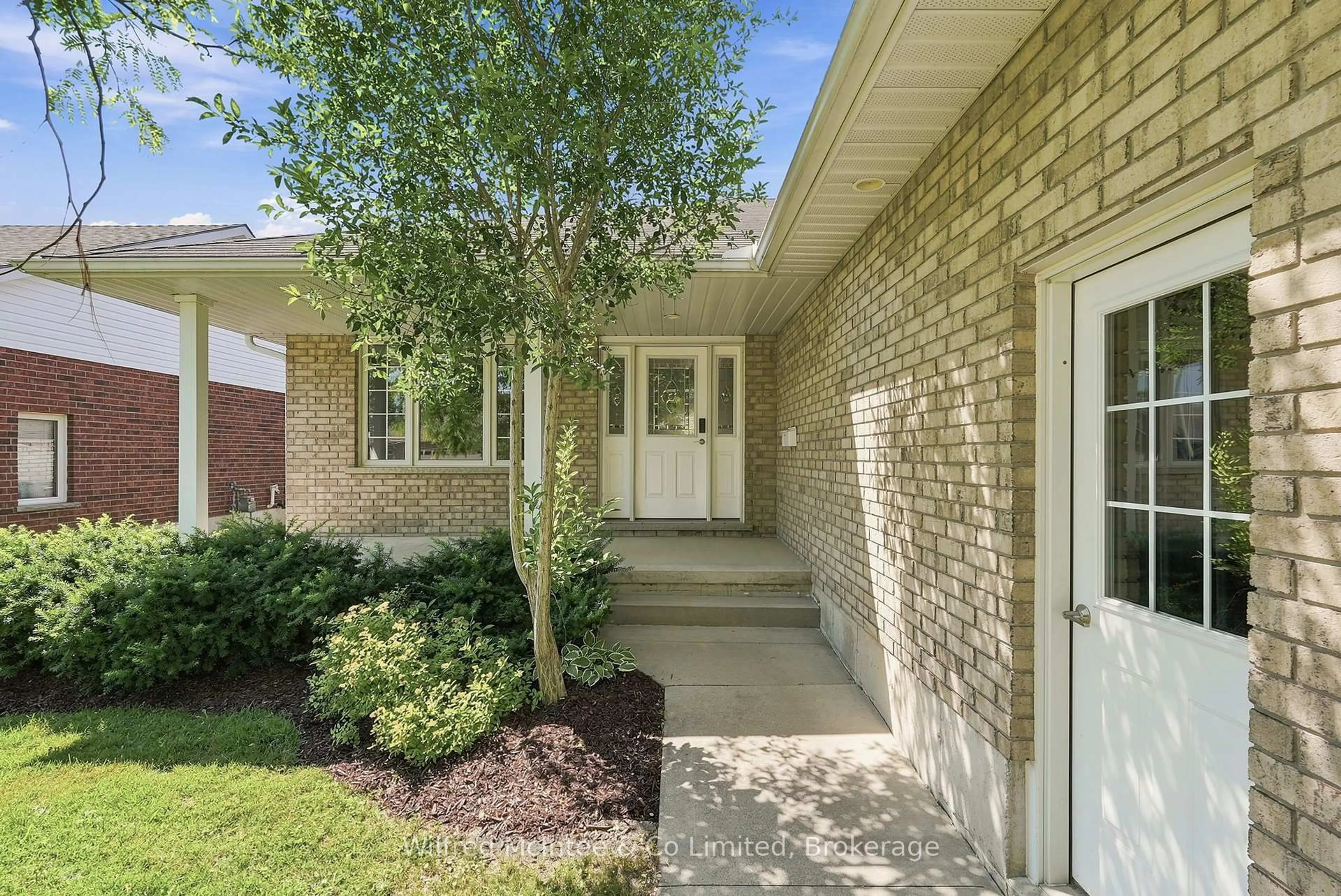 Home with brick exterior material, street for 757 17th St, Hanover Ontario N4N 3W8