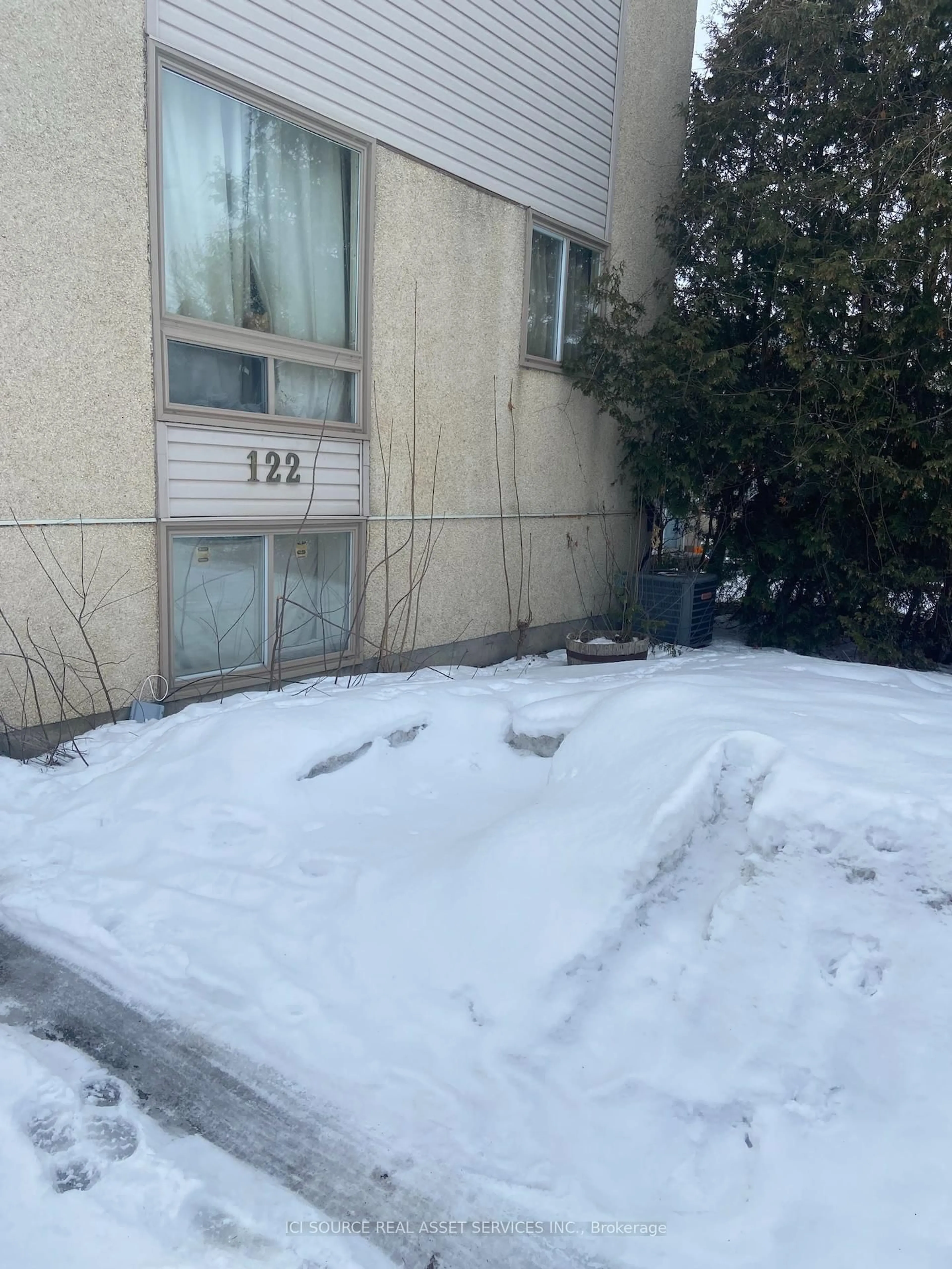 Unknown for 122 Rothesay Dr, Ottawa Ontario K2L 1P1