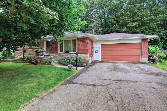 21 Fairway Cres, Brockville 2