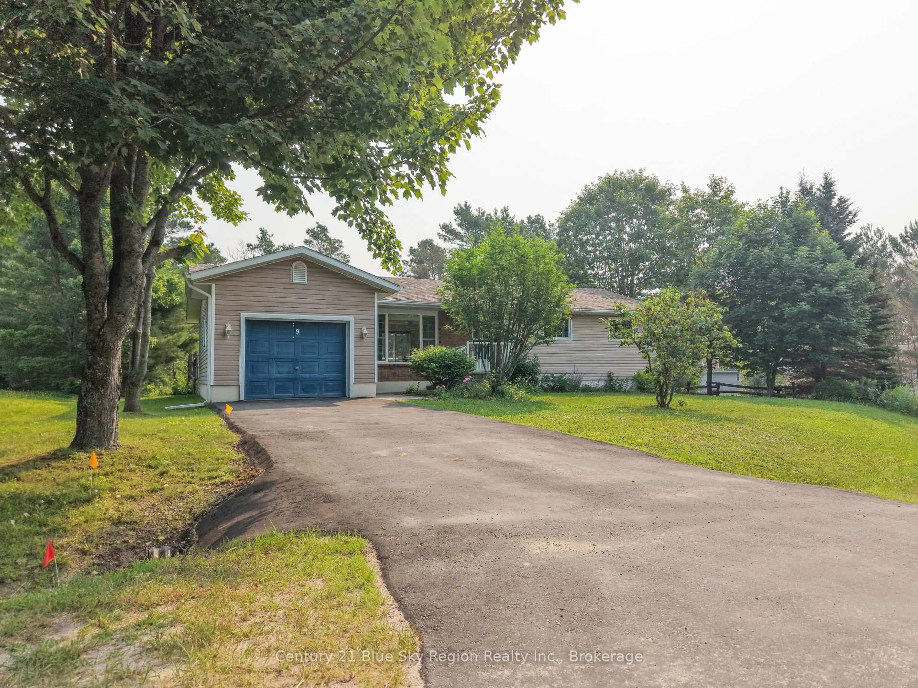 Unknown for 9 Ann St, Sundridge Ontario P0A 1Z0