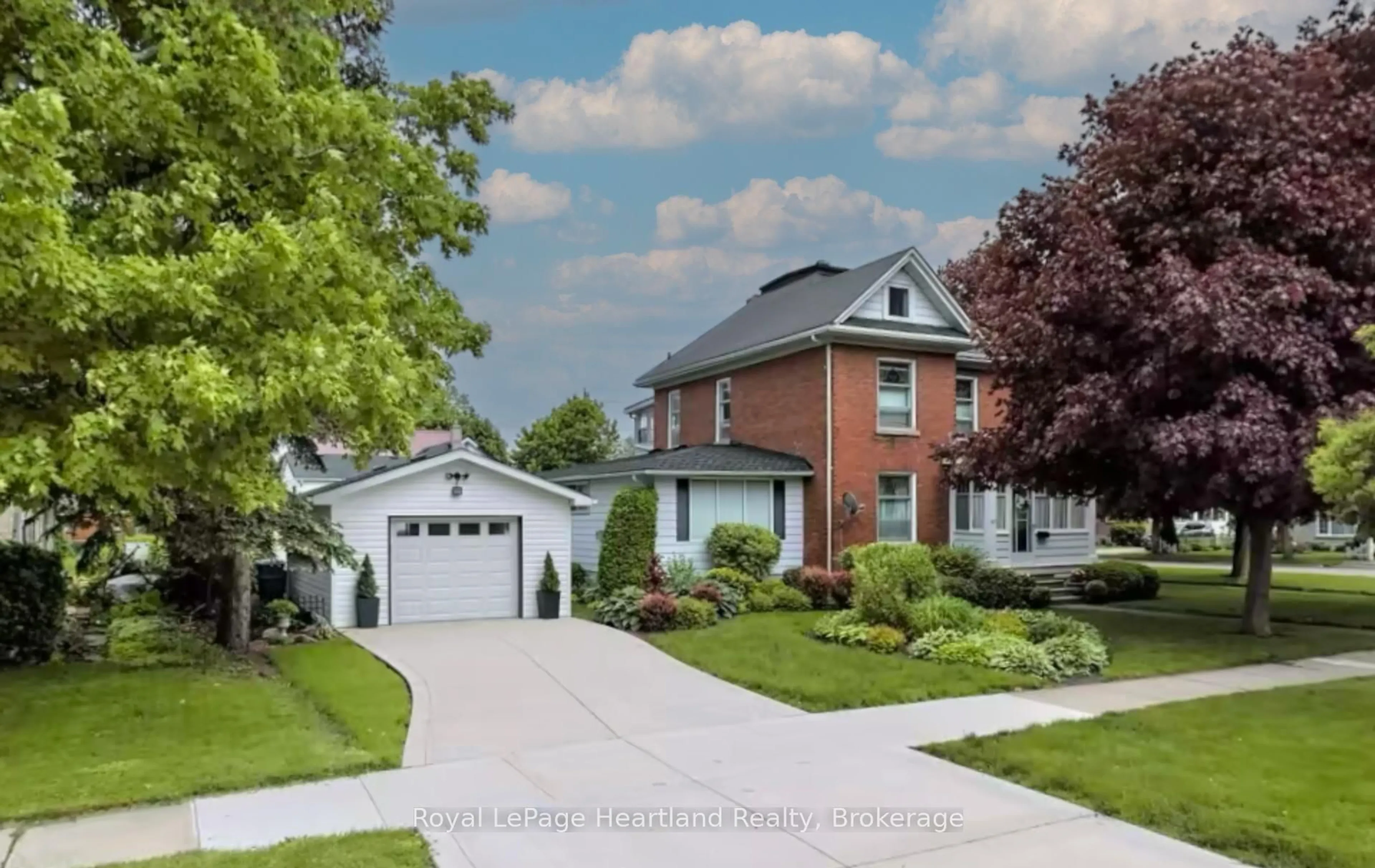 Home with brick exterior material, street for 107 Wellington St, Goderich Ontario N7A 3T1