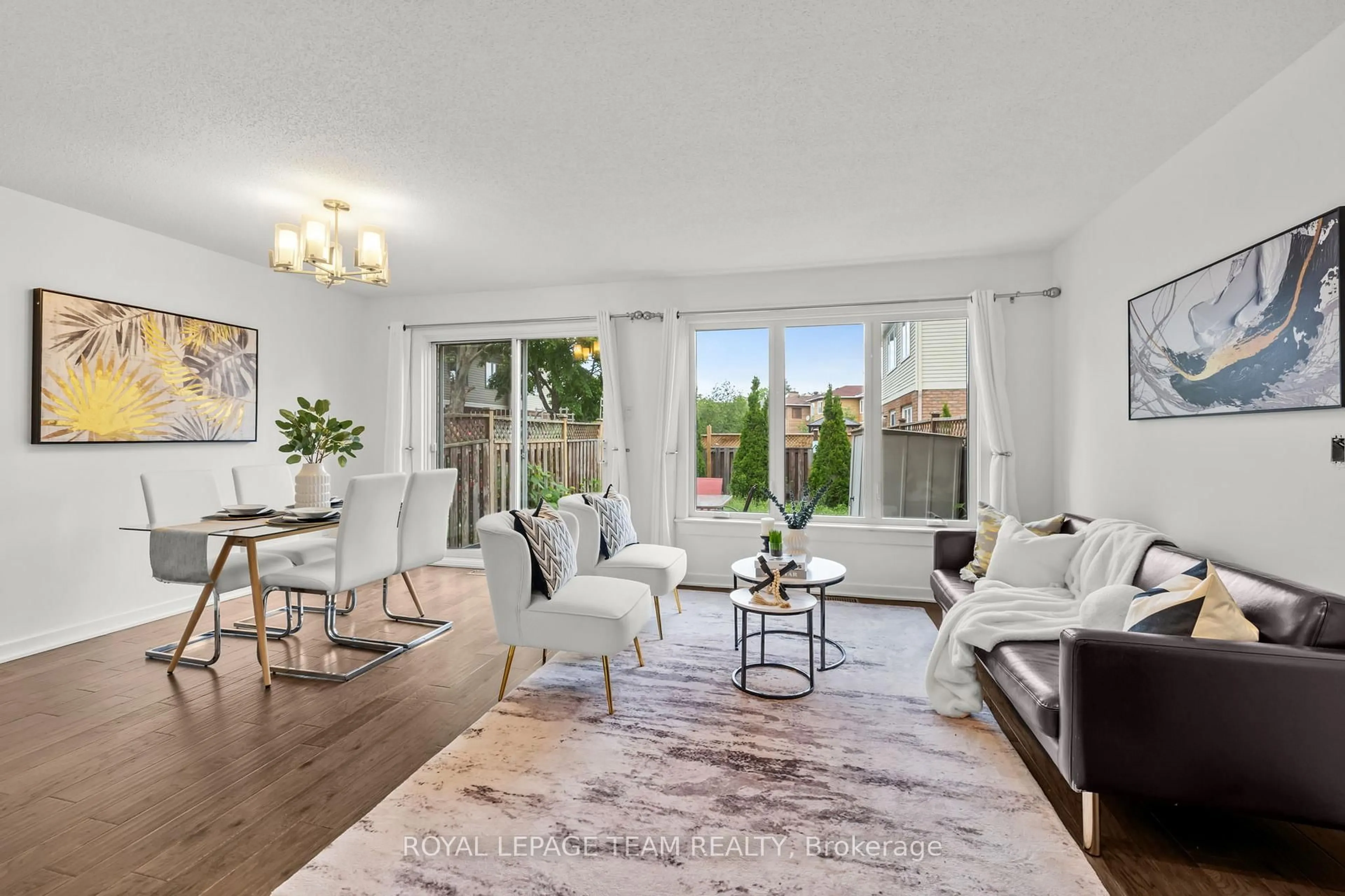 Living room with furniture, unknown for 91 WINNEGREEN Crt, Ottawa Ontario K1G 5S4