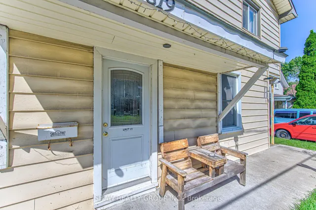 819 Duke St, Cambridge 4