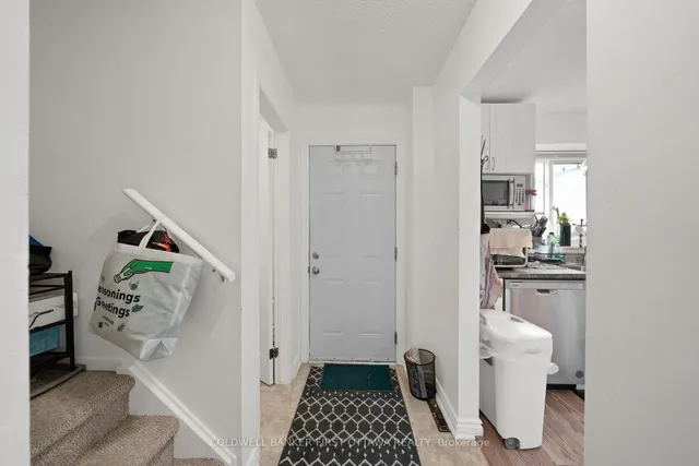 158 Barrow Cres #19, Ottawa 5