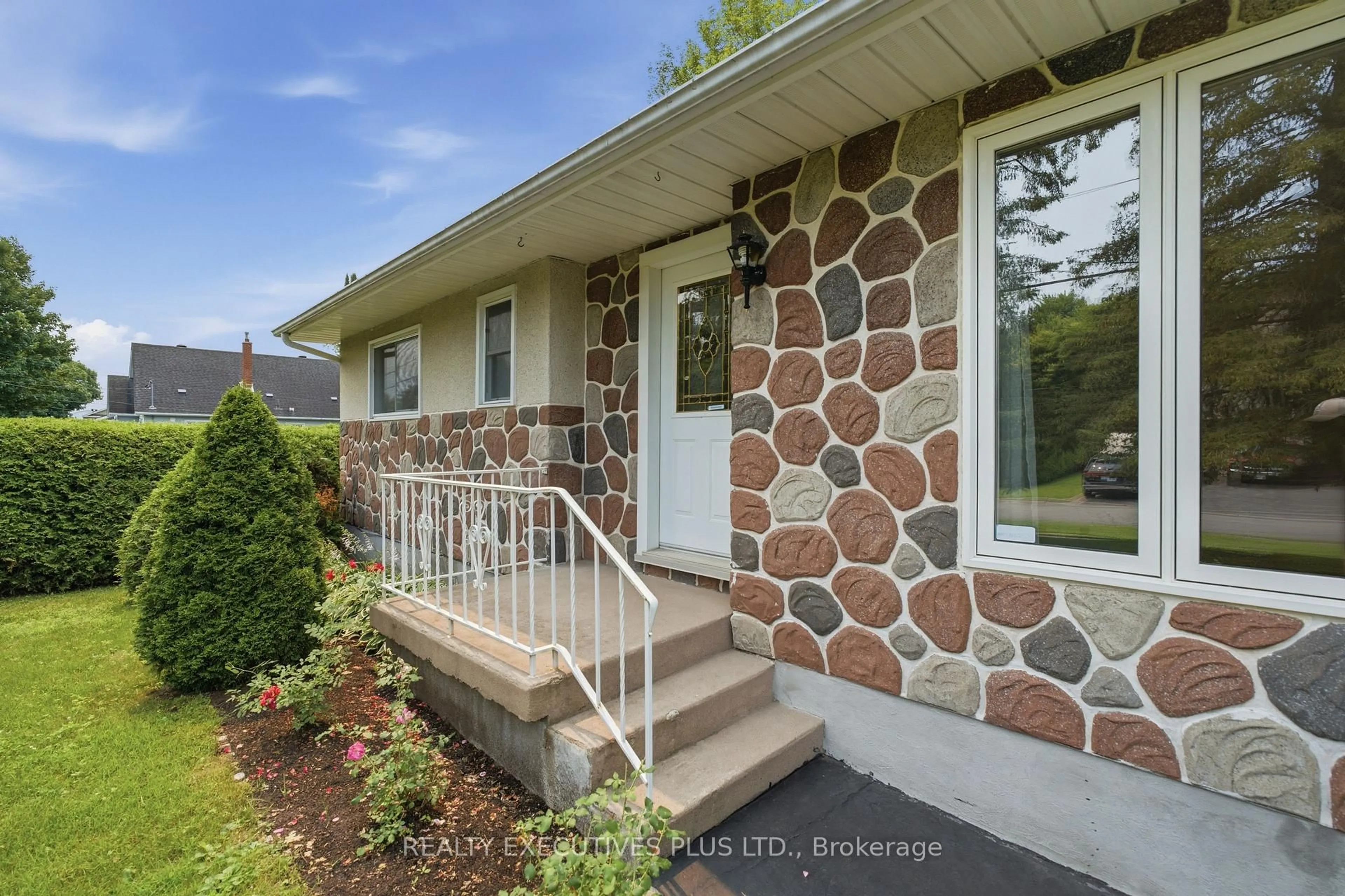 Home with brick exterior material, street for 2593 Cleroux Cres, Ottawa Ontario K1W 1B6