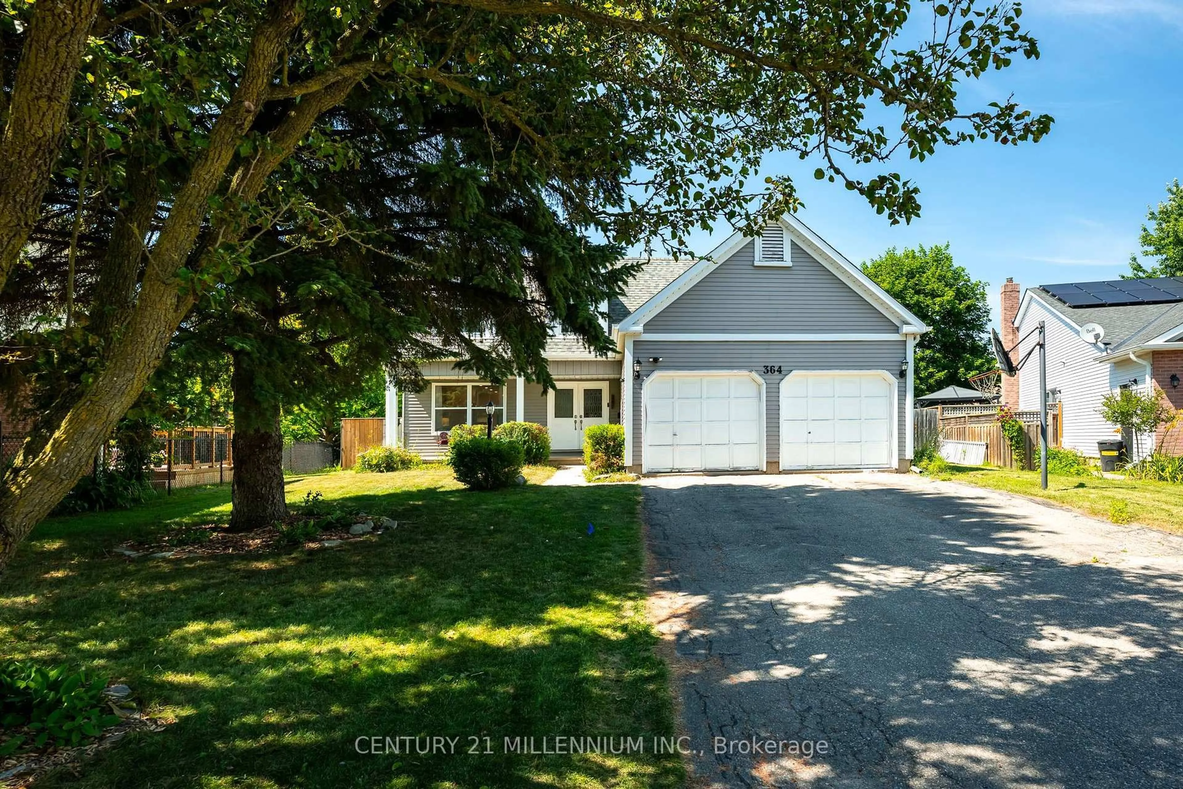 A pic from outside/outdoor area/front of a property/back of a property/a pic from drone, street for 364 Stoneheight Pl, Waterloo Ontario N2V 2A8