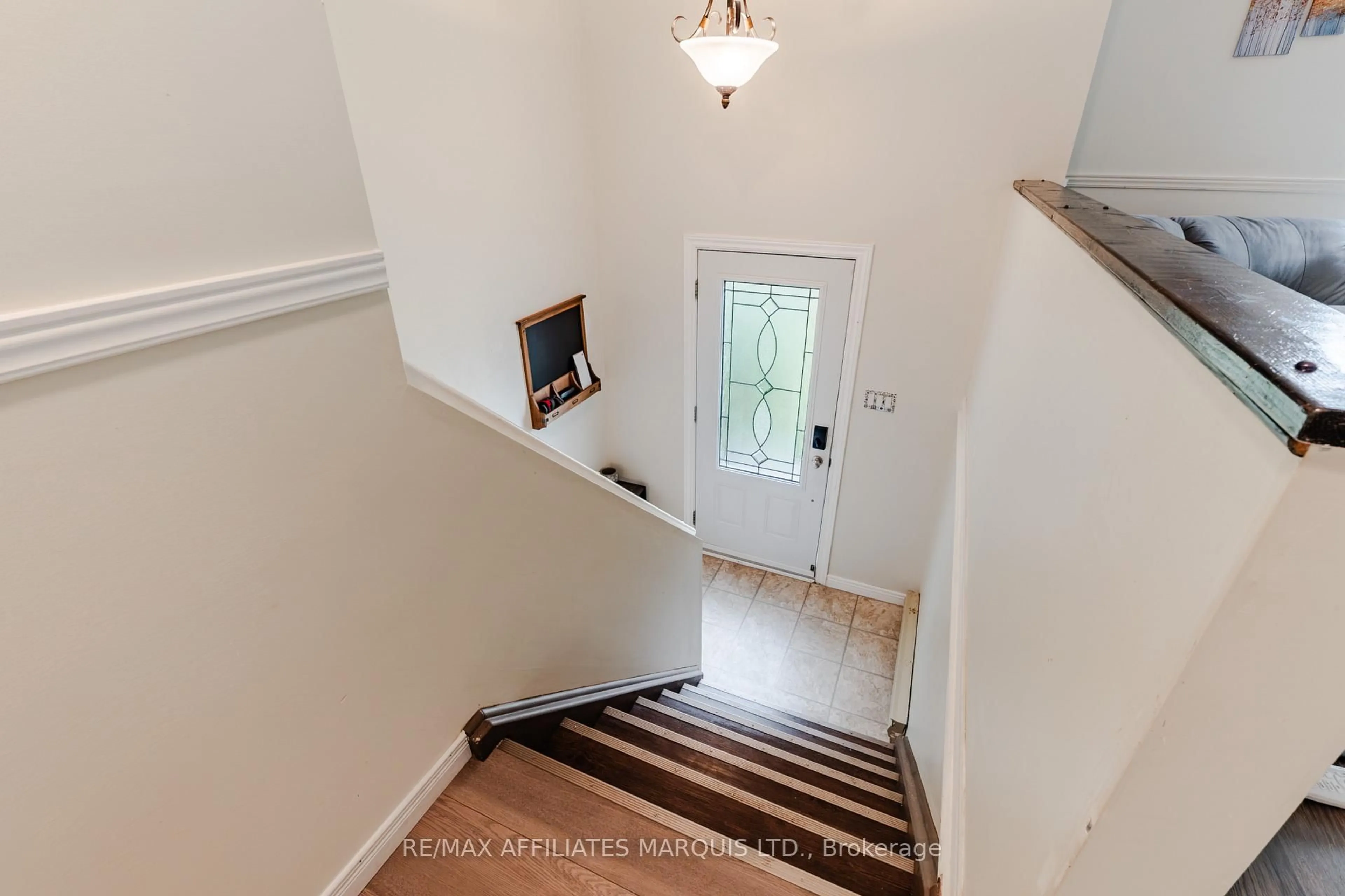 Unknown for 700 Lynn St, Cornwall Ontario K6H 7E3