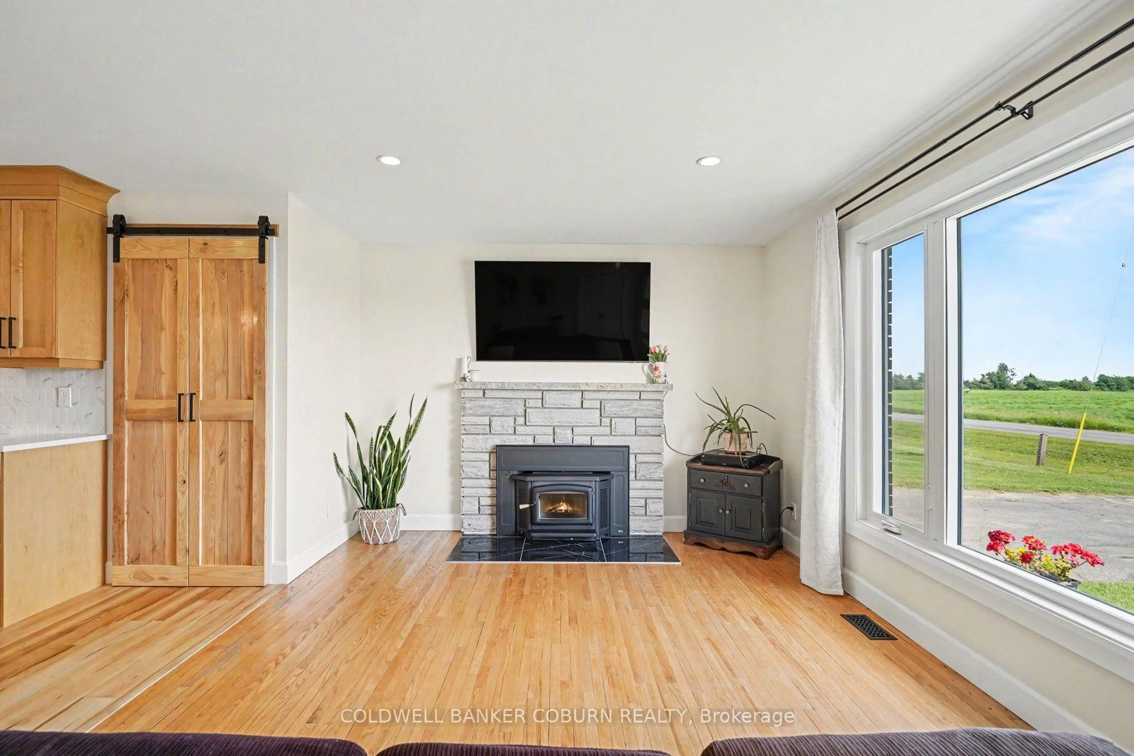 Unknown for 11895 Cloverdale Rd, North Dundas Ontario K0C 2K0