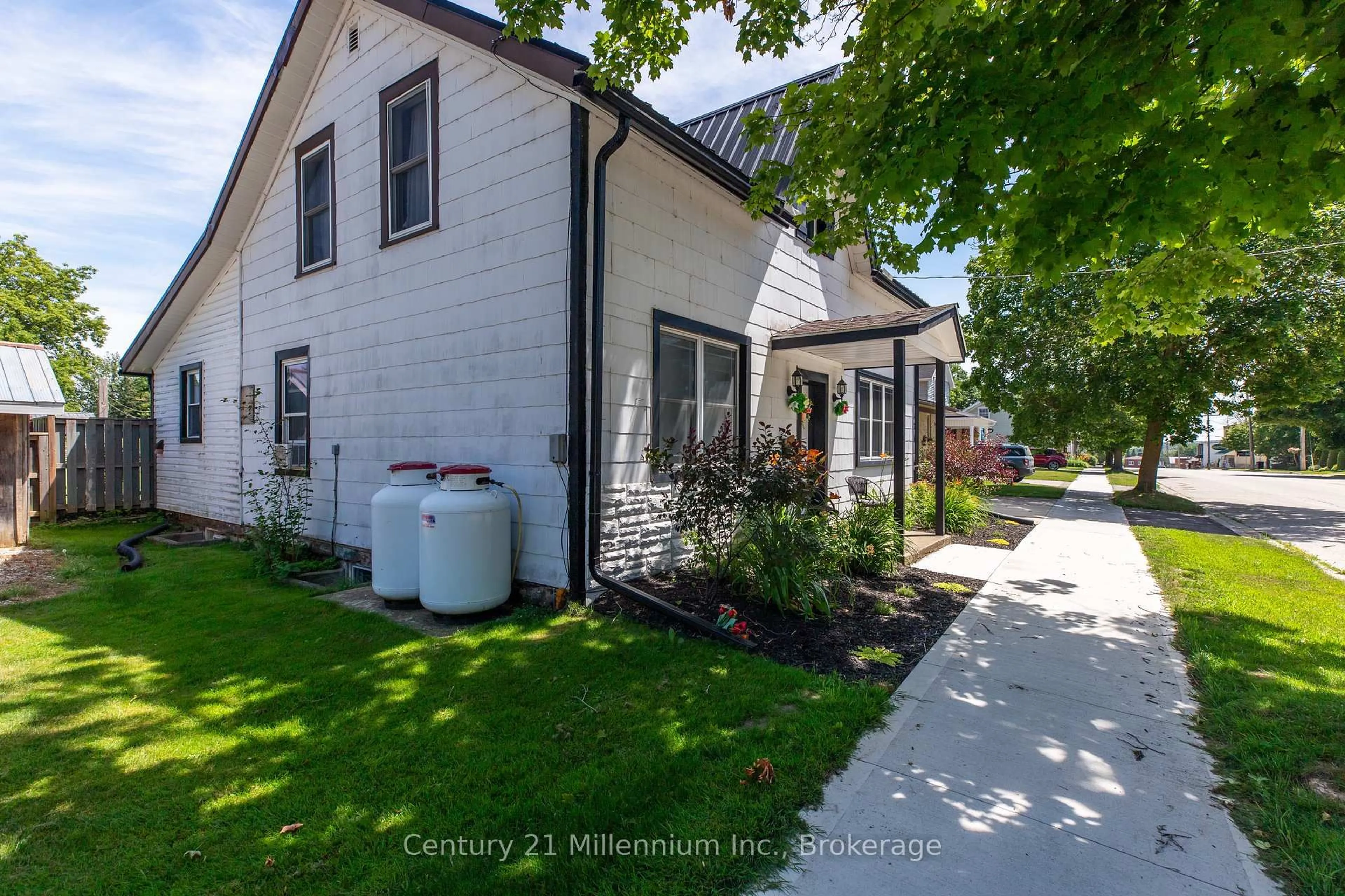 Unknown for 544 Louisa St, West Grey Ontario N0G 1C0