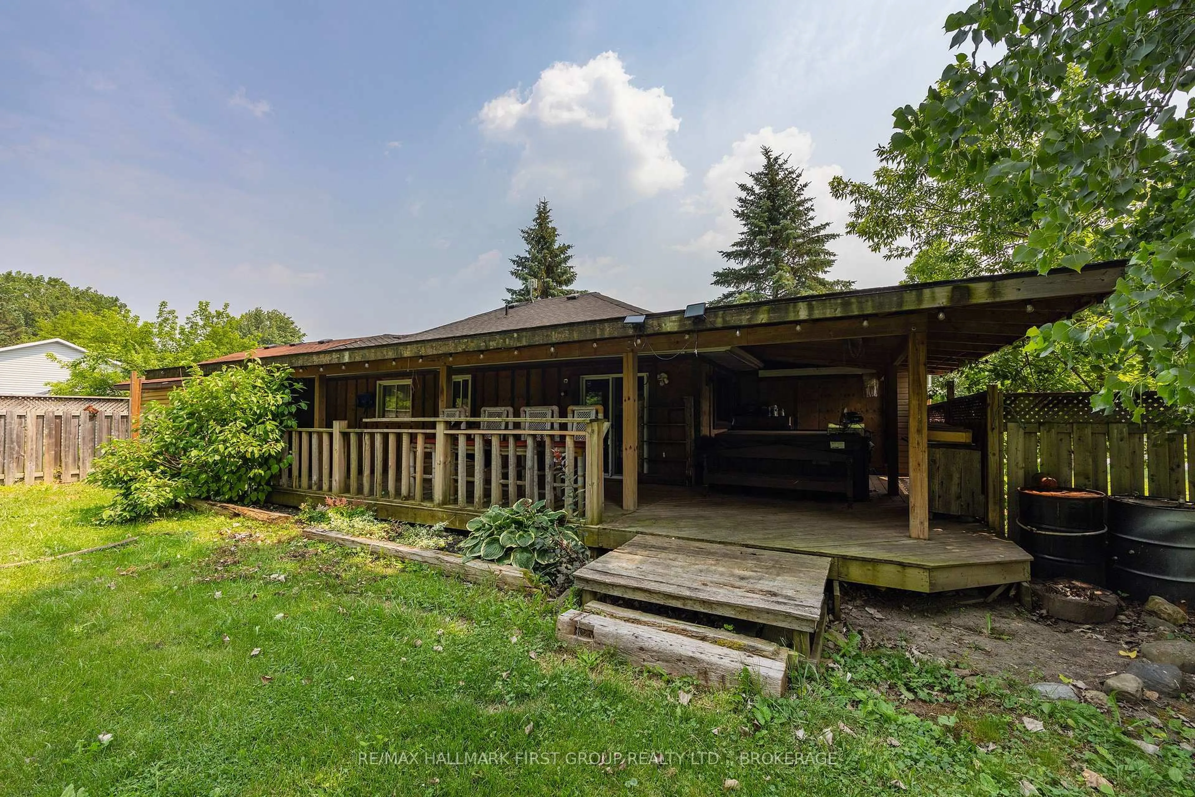 Patio, unknown for 469 Absalom Rd, Bath Ontario K0H 1G0